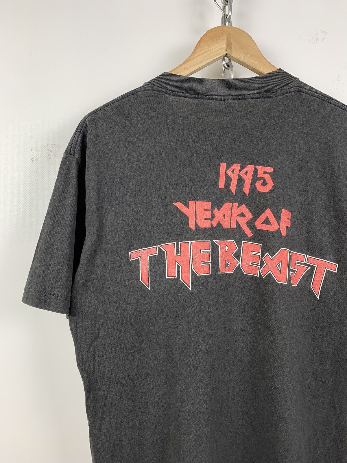 Band Tees 1995 Vintage Iron Maiden Year Of The Beast Very Rare T-Shirt Size US L / EU 52-54 / 3 - 6 Thumbnail