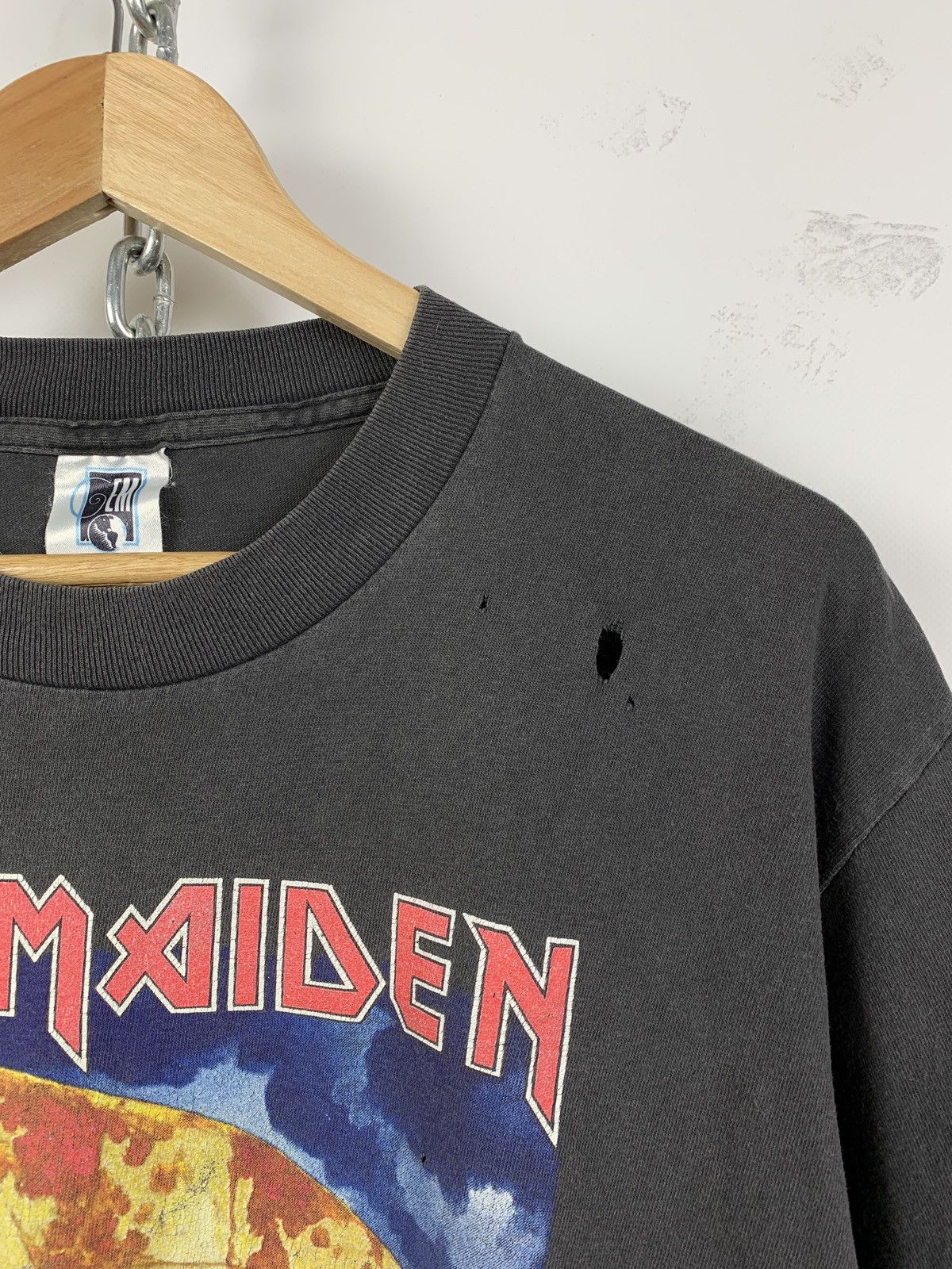 Band Tees 1995 Vintage Iron Maiden Year Of The Beast Very Rare T-Shirt Size US L / EU 52-54 / 3 - 8 Thumbnail