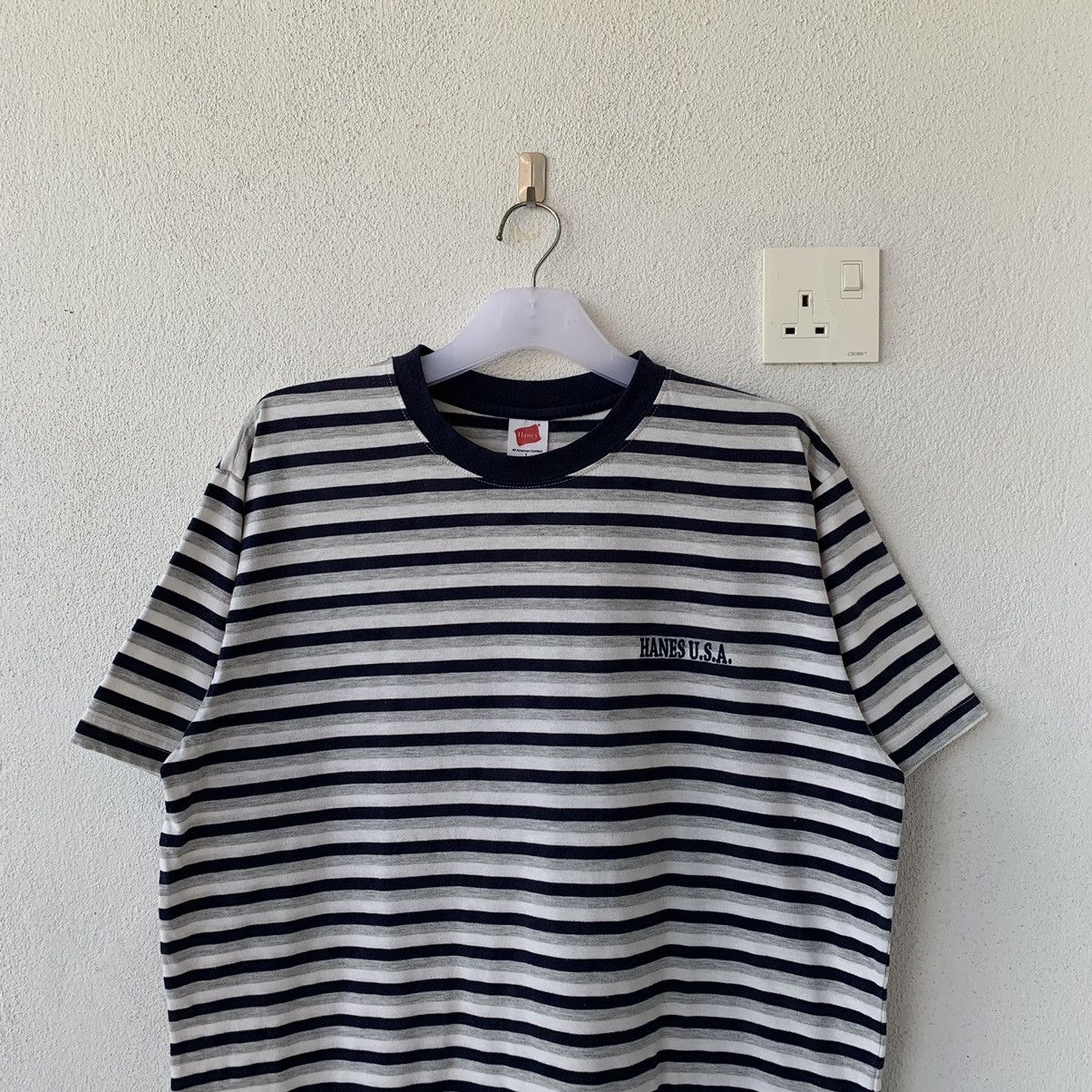 Hanes × Vintage HANES USA t shirt horizontal stripe small logo Size US L / EU 52-54 / 3 - 2 Thumbnail