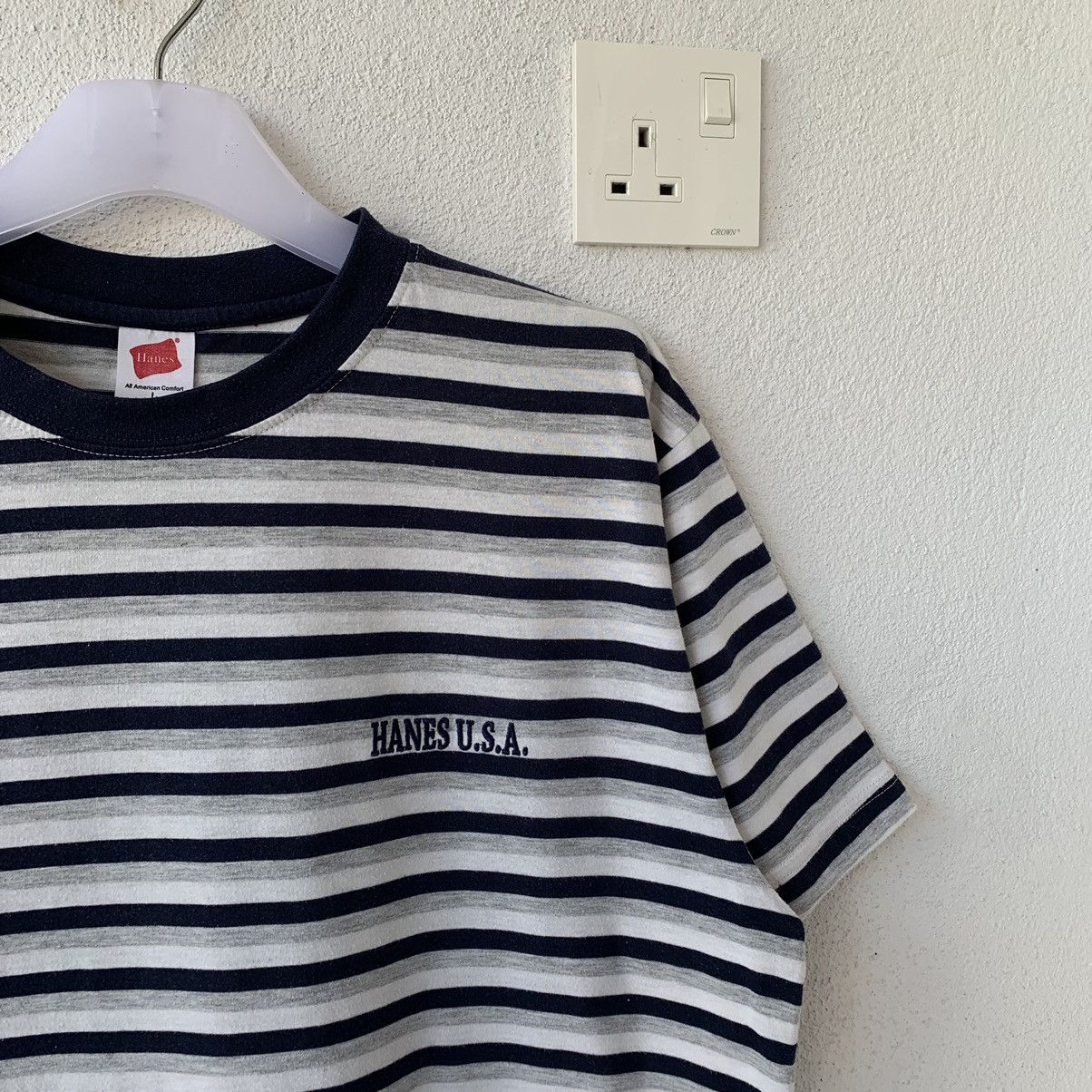 Hanes × Vintage HANES USA t shirt horizontal stripe small logo Size US L / EU 52-54 / 3 - 4 Thumbnail