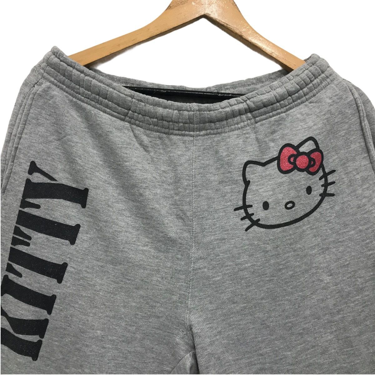 Cartoon Network × Disney × Vintage Vintage Hello Kitty Sweatpants Size US 30 / EU 46 - 4 Thumbnail