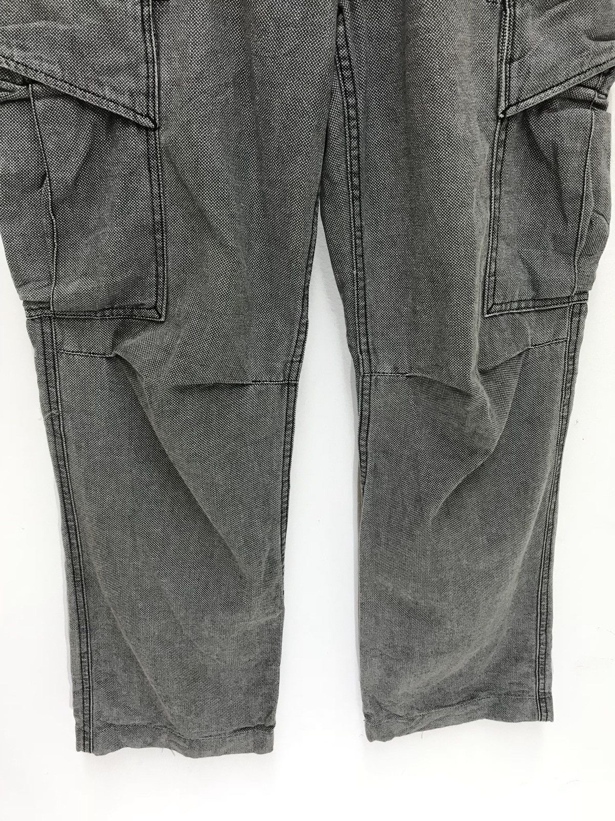 Japanese Brand Made in Japan Vetements De Travail Cargo Pant Slim Size US 28 / EU 44 - 2 Thumbnail
