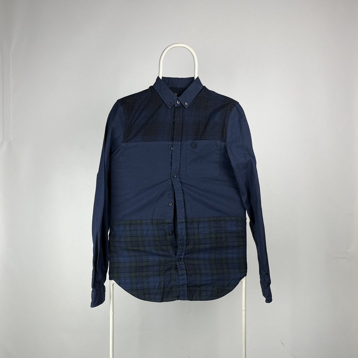 Fred Perry Fred Perry shirt classic logo size XSmall Size US XS / EU 42 / 0 - 1 Thumbnail