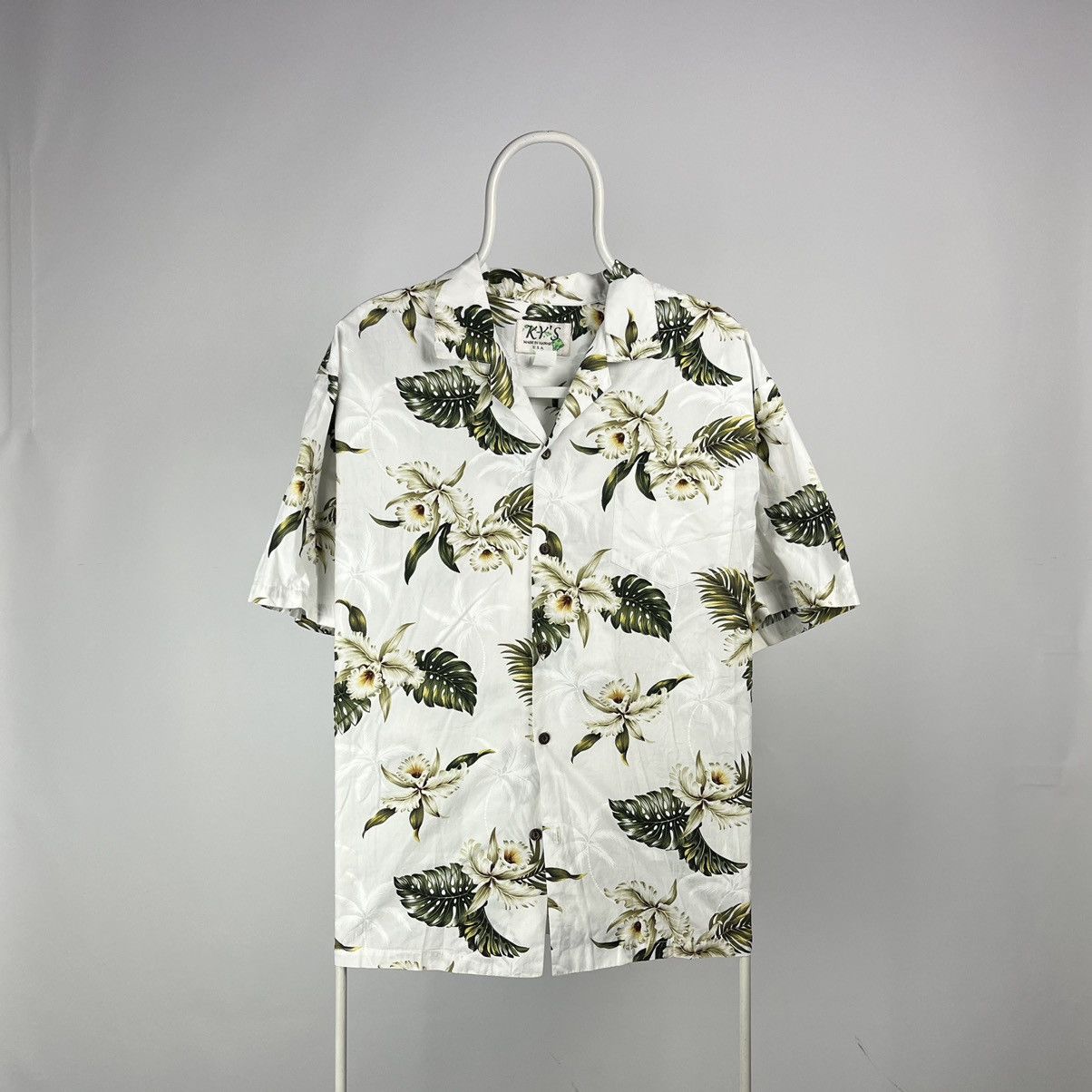 Other Hawaii shirt floral crazy shirt size XLARGE Size US XL / EU 56 / 4 - 1 Thumbnail
