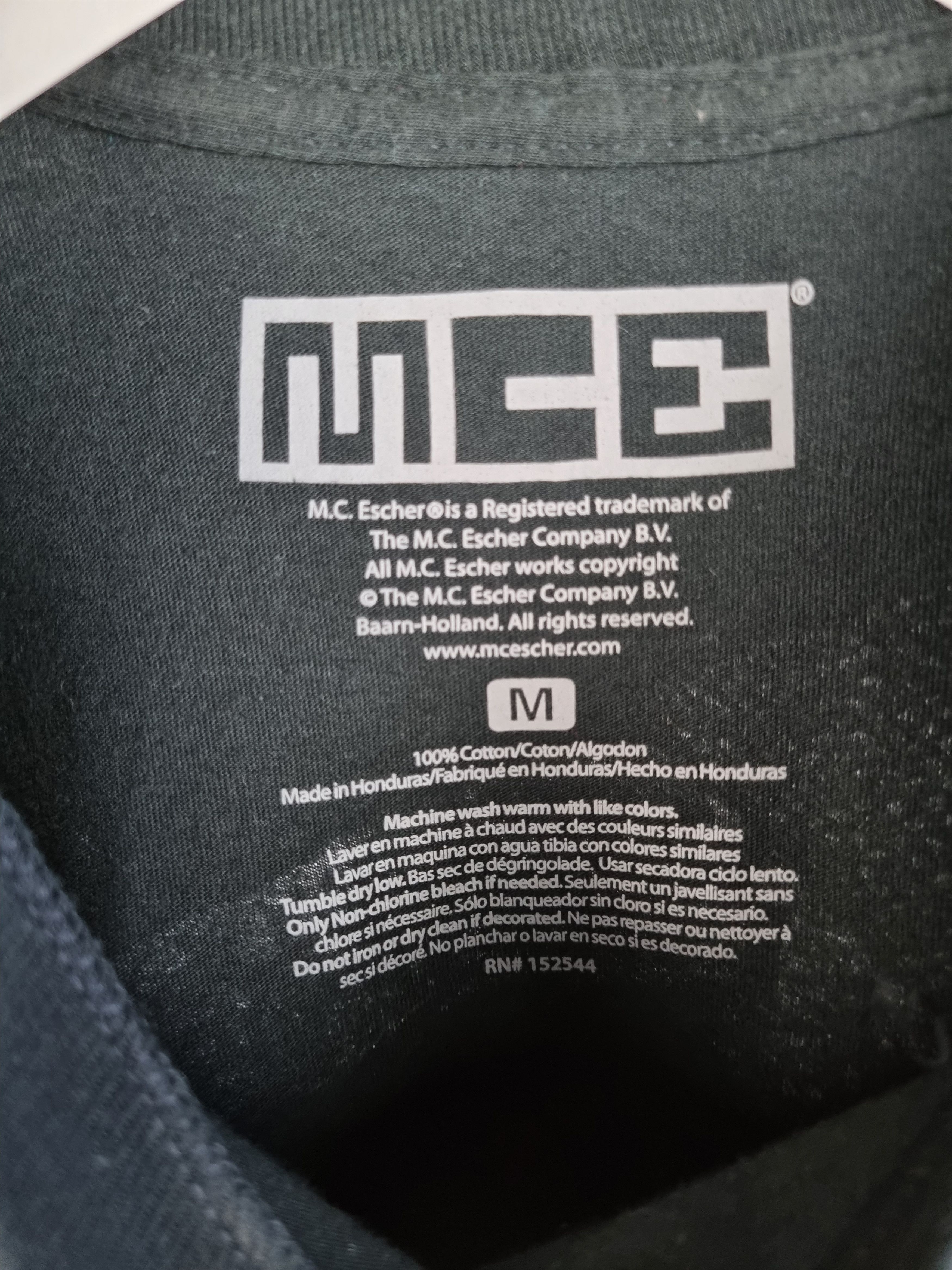 Vintage Rare Art MC Escher tee shirt all over print SUPREME Size US M / EU 48-50 / 2 - 12 Thumbnail