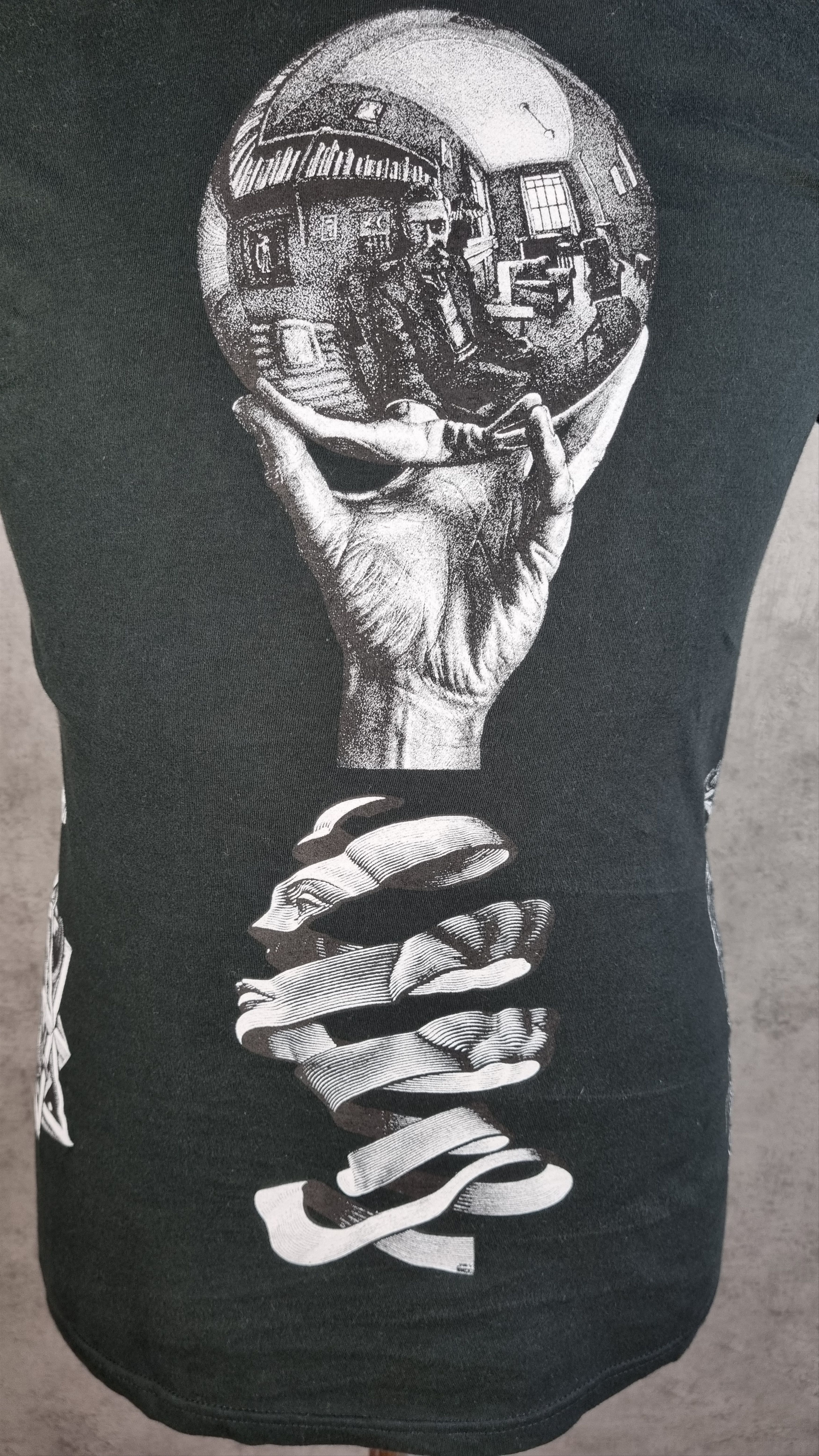 Vintage Rare Art MC Escher tee shirt all over print SUPREME Size US M / EU 48-50 / 2 - 4 Thumbnail