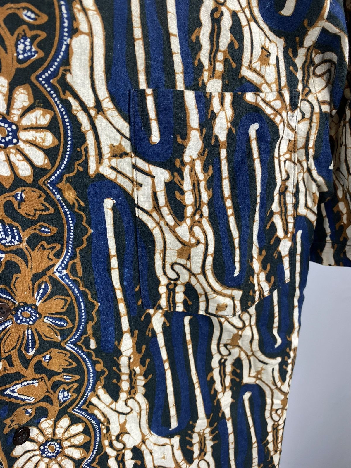 Other Hawaii shirt vintage crazy shirt size Medium band tee Size US M / EU 48-50 / 2 - 3 Thumbnail