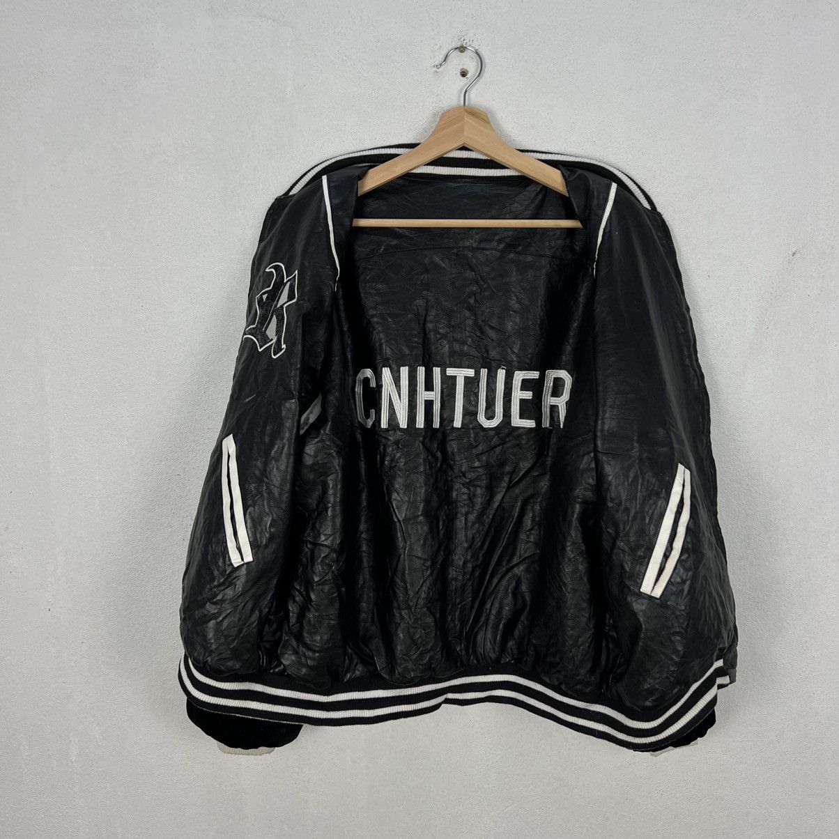 Japanese Brand VINTAGE RASVOA REVERSIBLE VELVET JACKET BIG LOGO ROSE Size US M / EU 48-50 / 2 - 10 Thumbnail