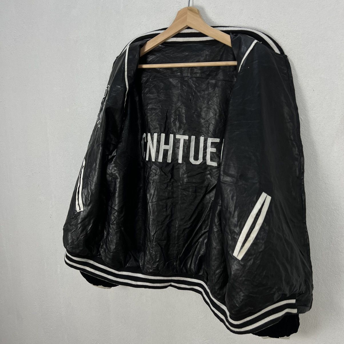 Japanese Brand VINTAGE RASVOA REVERSIBLE VELVET JACKET BIG LOGO ROSE Size US M / EU 48-50 / 2 - 11 Thumbnail