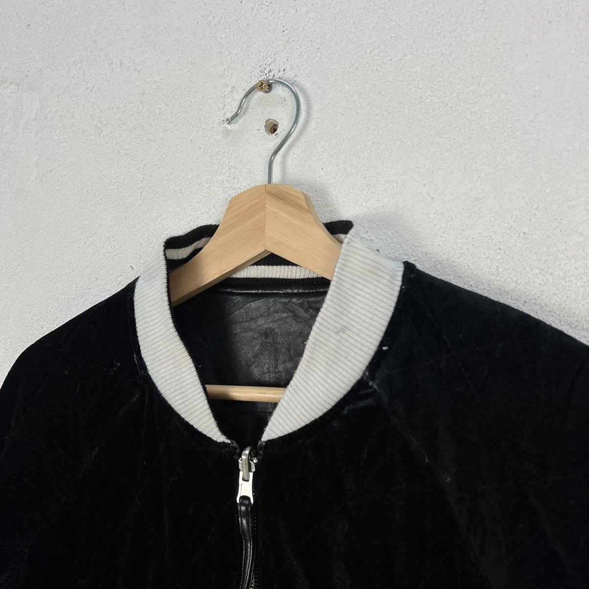 Japanese Brand VINTAGE RASVOA REVERSIBLE VELVET JACKET BIG LOGO ROSE Size US M / EU 48-50 / 2 - 6 Thumbnail