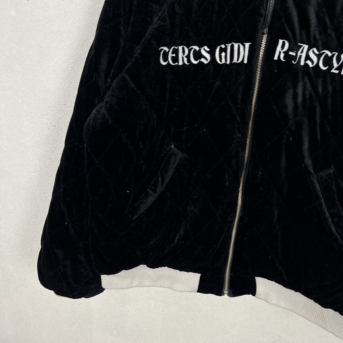 Japanese Brand VINTAGE RASVOA REVERSIBLE VELVET JACKET BIG LOGO ROSE Size US M / EU 48-50 / 2 - 5 Thumbnail