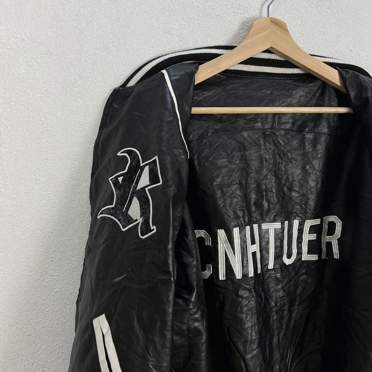 Japanese Brand VINTAGE RASVOA REVERSIBLE VELVET JACKET BIG LOGO ROSE Size US M / EU 48-50 / 2 - 12 Thumbnail
