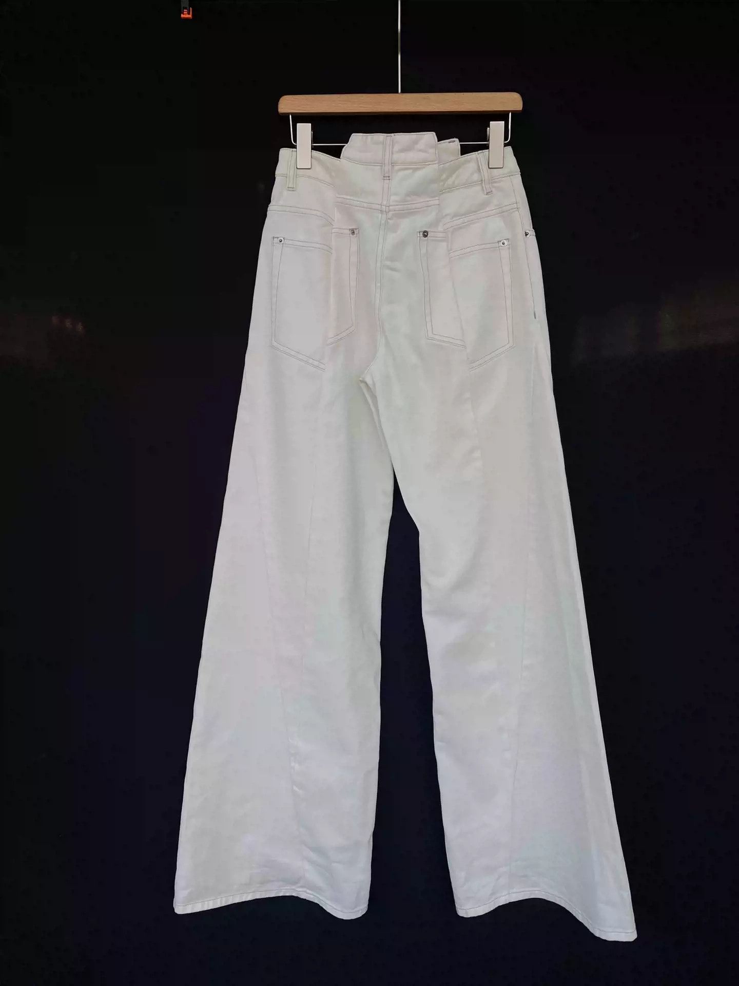 Maison Margiela Maison Margiela white obvious jeans Size US 38 / EU 54 - 2 Thumbnail
