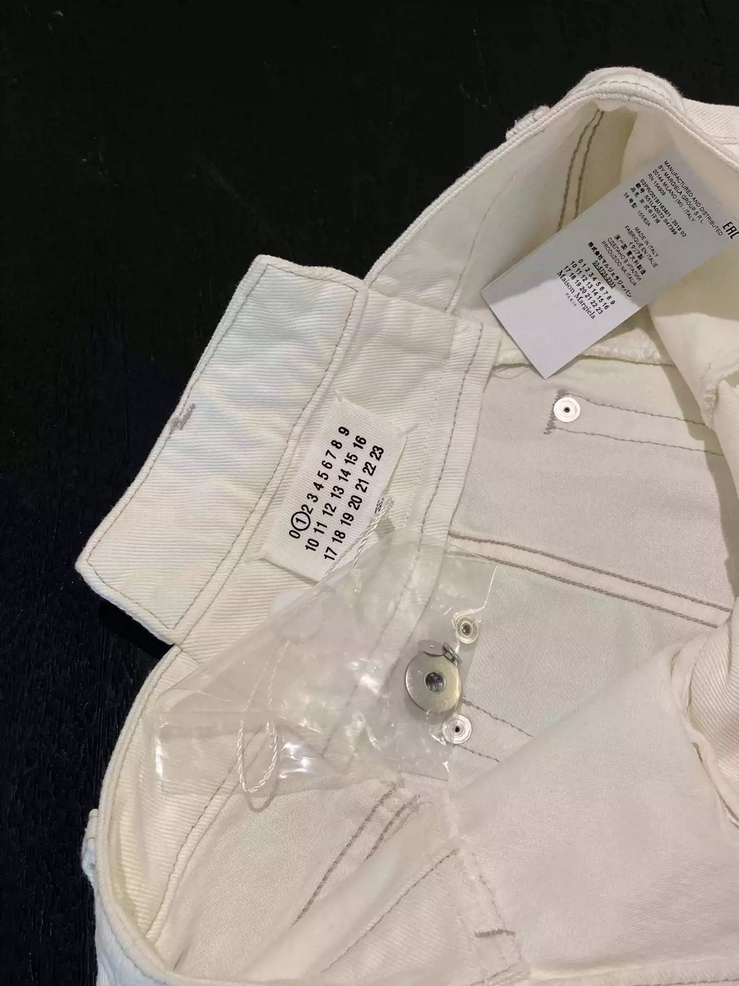 Maison Margiela Maison Margiela white obvious jeans Size US 38 / EU 54 - 3 Thumbnail
