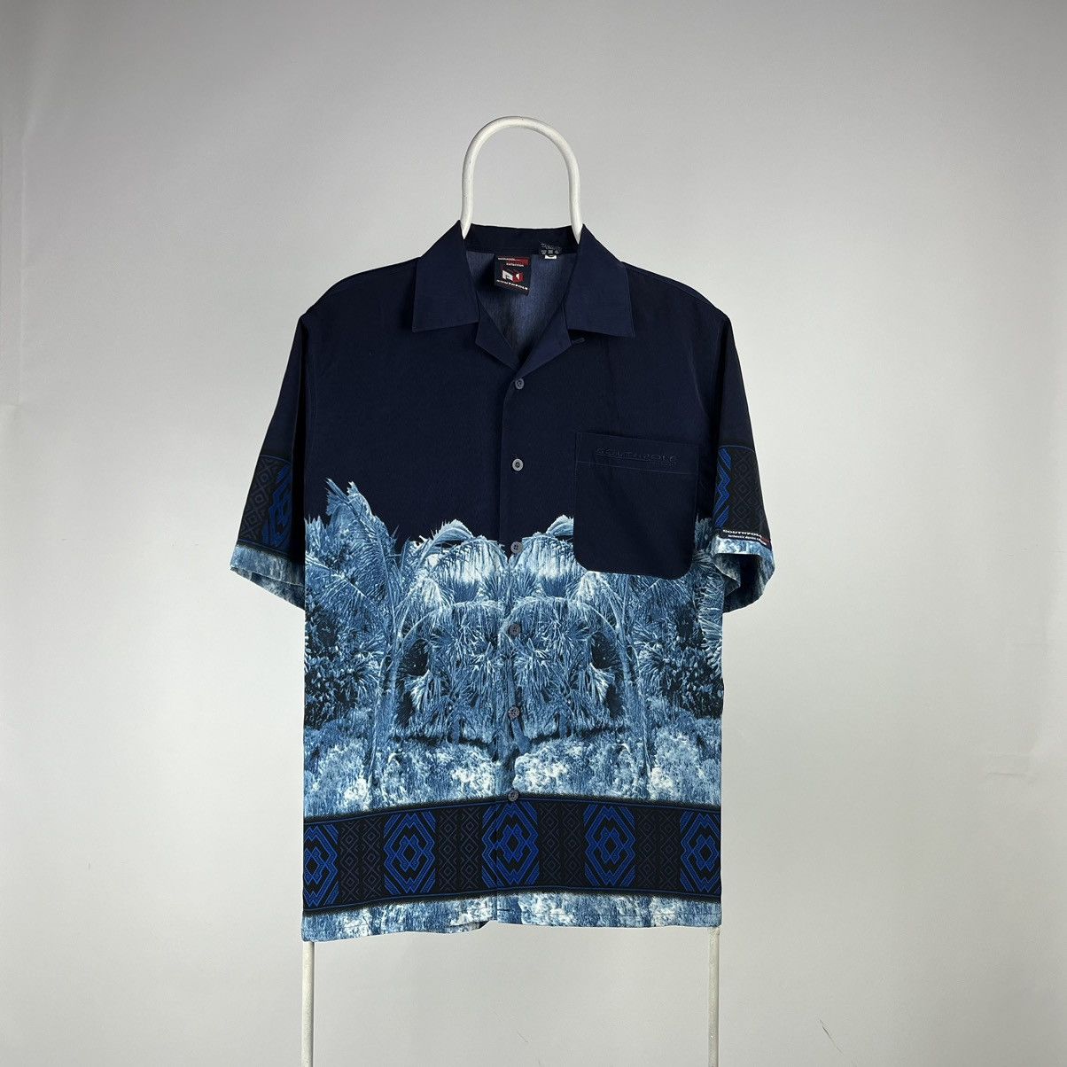 Other Hawaii shirt crazy size small vintage Size US S / EU 44-46 / 1 - 1 Thumbnail