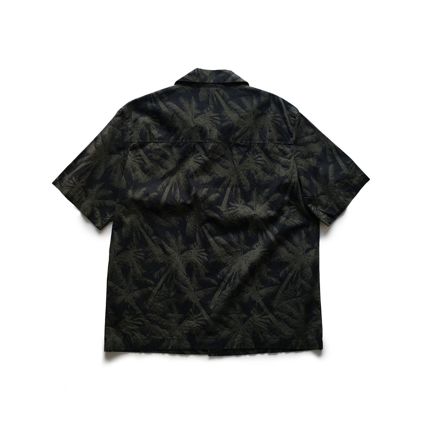 Urban Classics Shirt Pattern Resort in Palm Olive Size US M / EU 48-50 / 2 - 2 Thumbnail