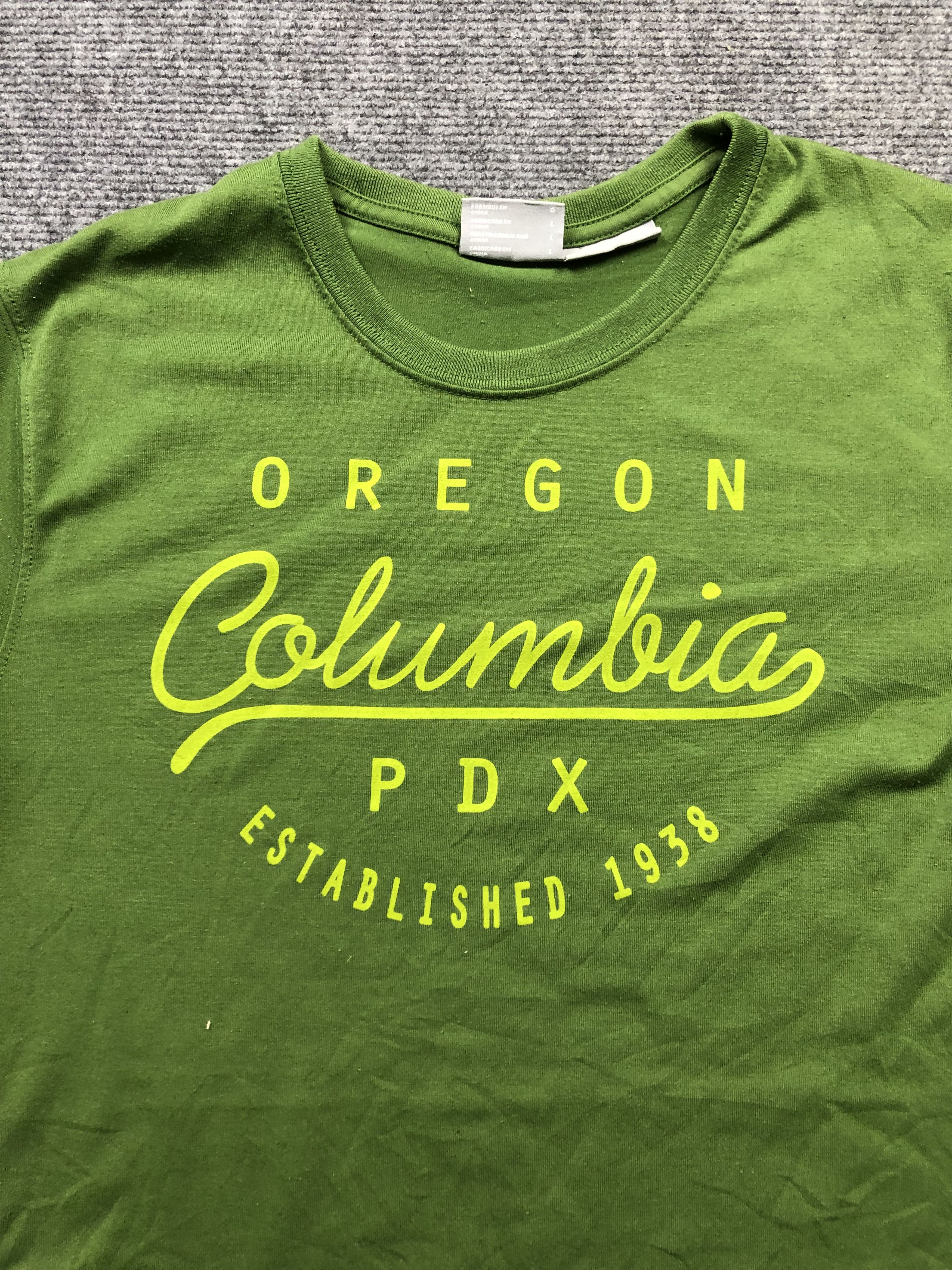 Columbia Oregon Columbia Tshirt Size US L / EU 52-54 / 3 - 2 Thumbnail
