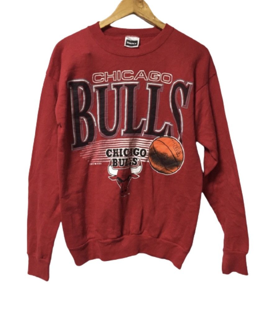 Jordan Brand × NBA × Vintage Vintage 1991 copyright Chicago Bulls Sweater Big Logo Size US L / EU 52-54 / 3 - 1 Thumbnail