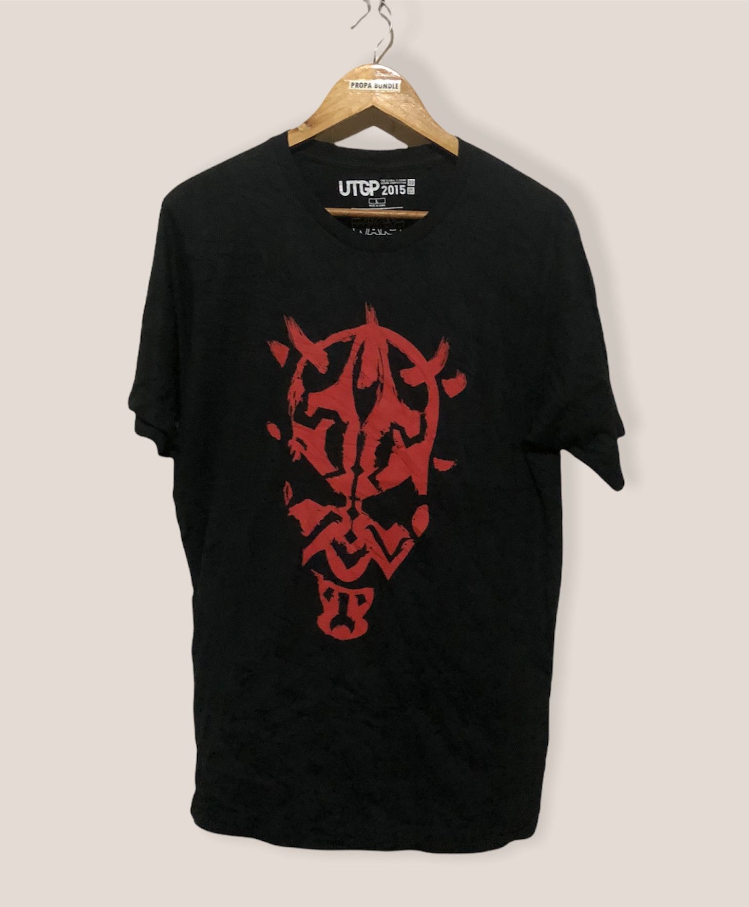 Japanese Brand Star Wars X UTGP Uniqlo Size US L / EU 52-54 / 3 - 1 Thumbnail
