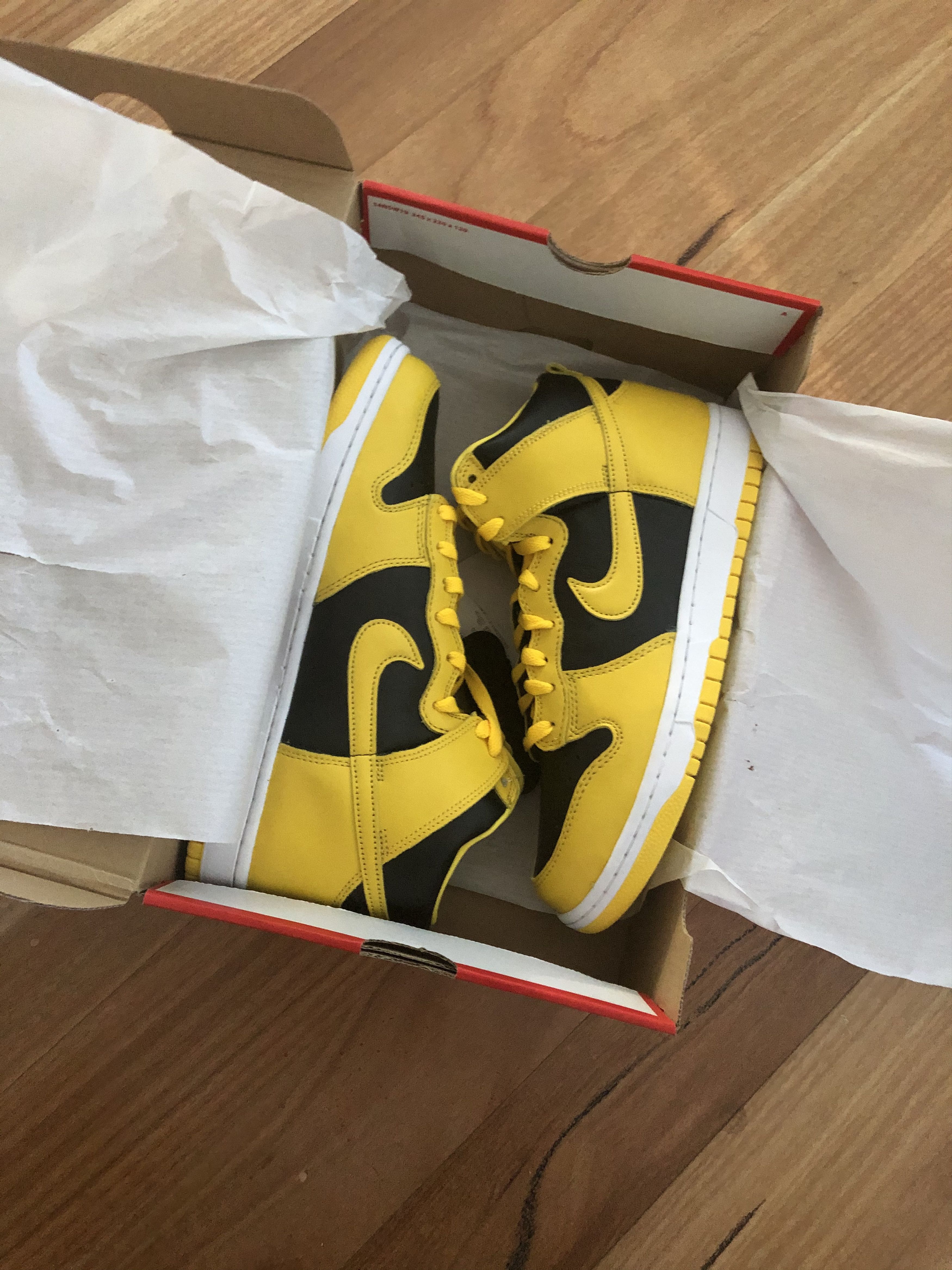 Nike Dunk Hi SP - Varsity Maize Size US 10 / EU 43 - 2 Thumbnail