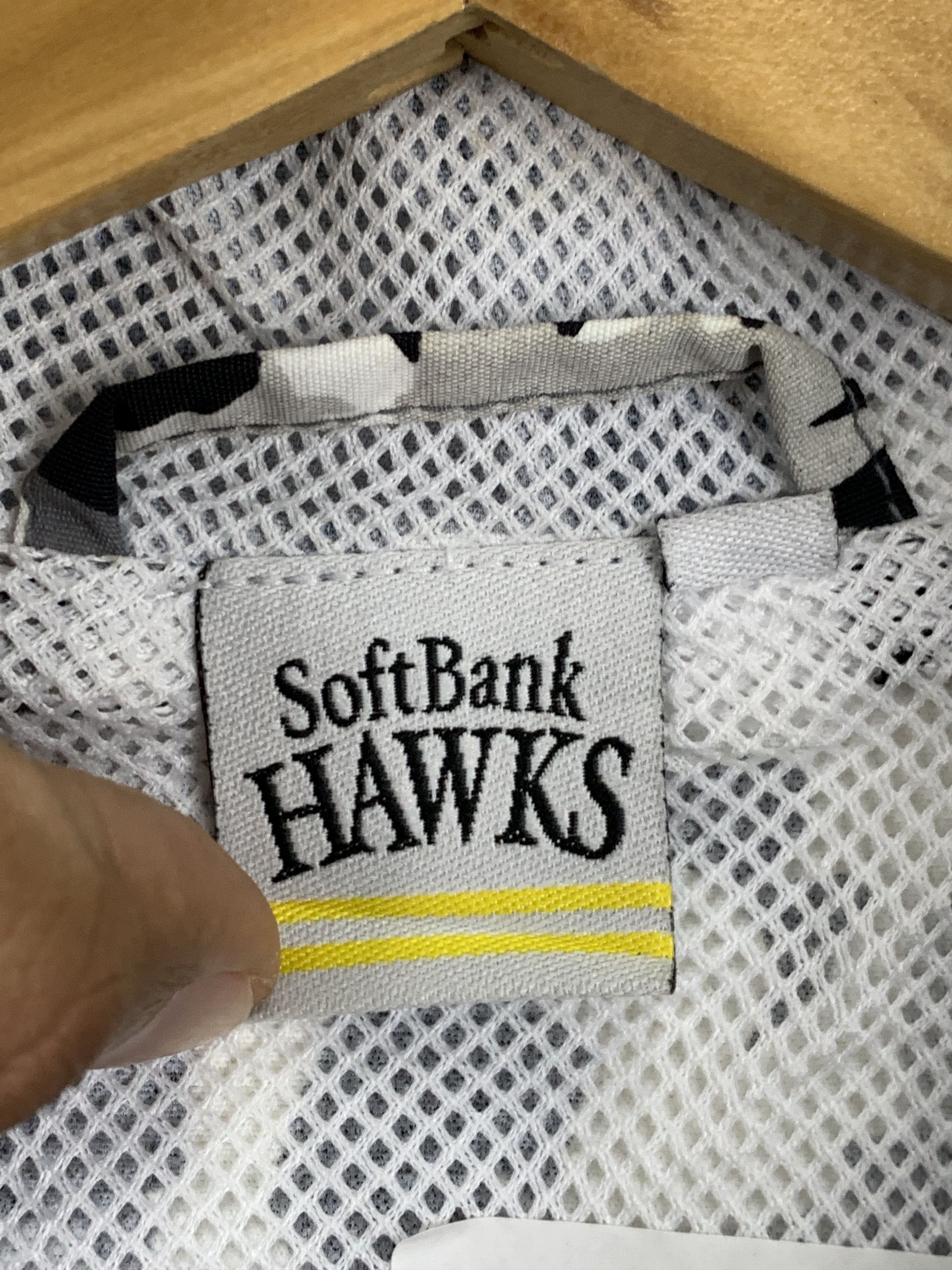 Japanese Brand × Vintage Vintage Soft Bank Hawks Camo Hoodie Jacket J0882 Size US S / EU 44-46 / 1 - 5 Thumbnail