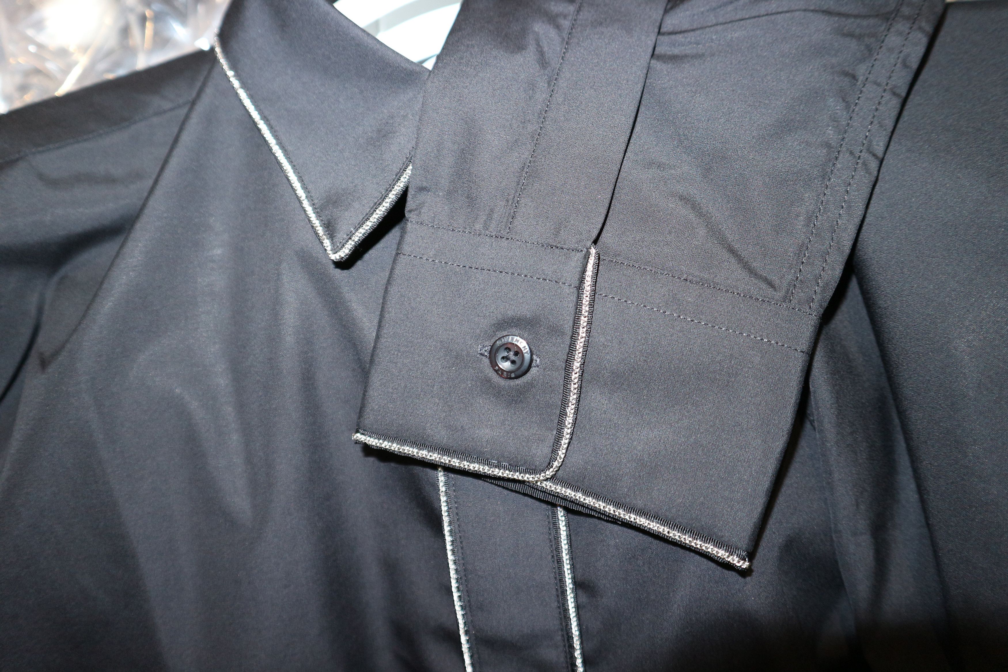 Givenchy Chain trim shirt Size US M / EU 48-50 / 2 - 10 Thumbnail