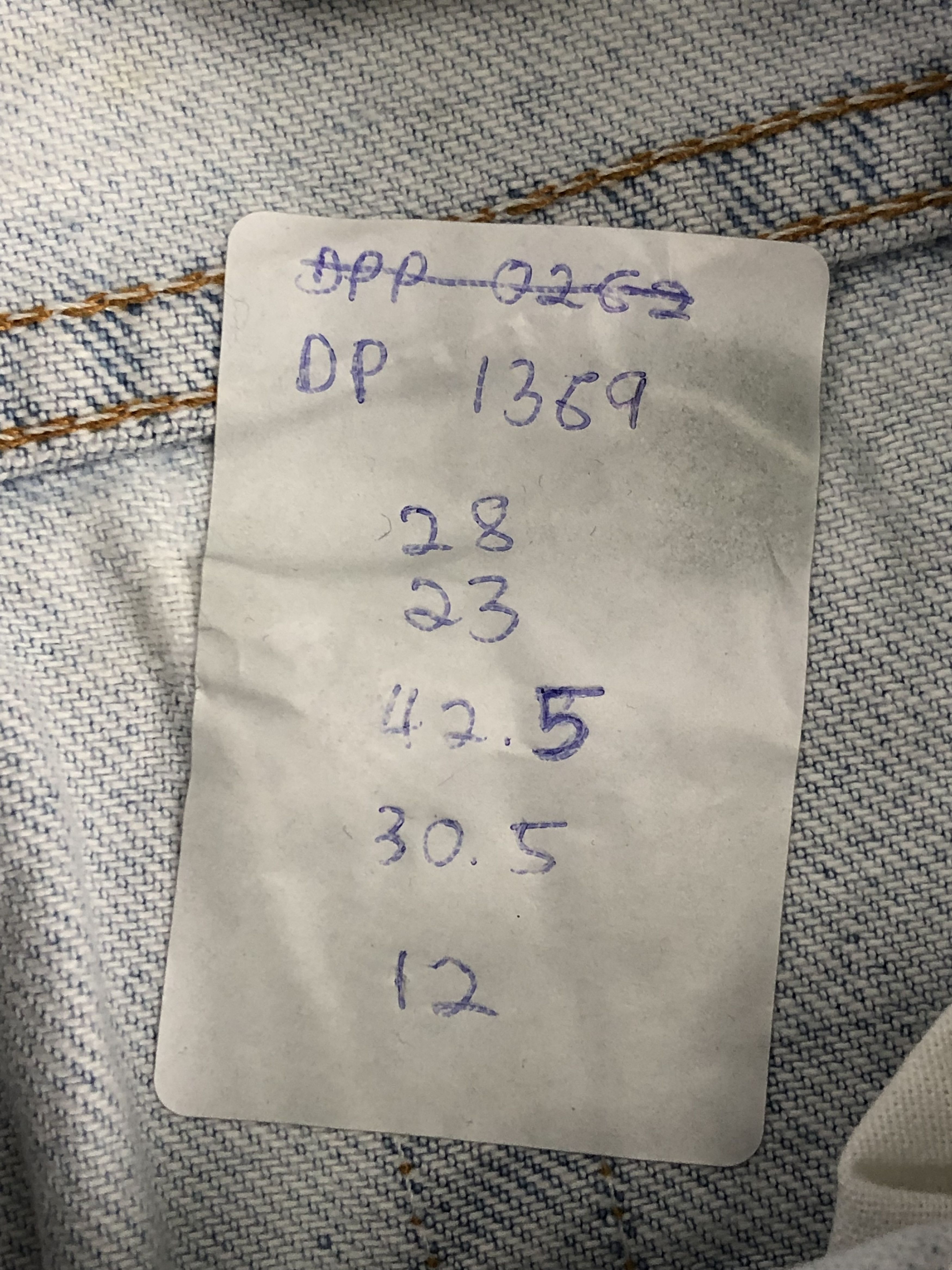 Levi's Vintage 90s Levis 521 Light Wash Jeans DP1369 Size US 28 / EU 44 - 13 Thumbnail