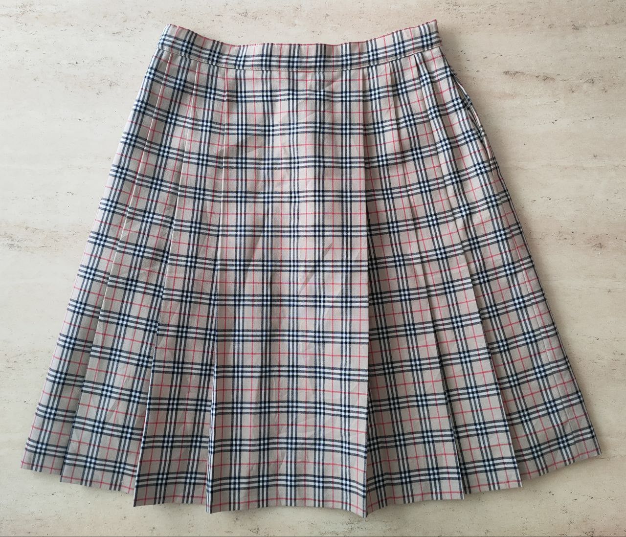 Burberry Burberry London Novacheck Skirt Size 27" / US 4 / IT 40 - 1 Thumbnail
