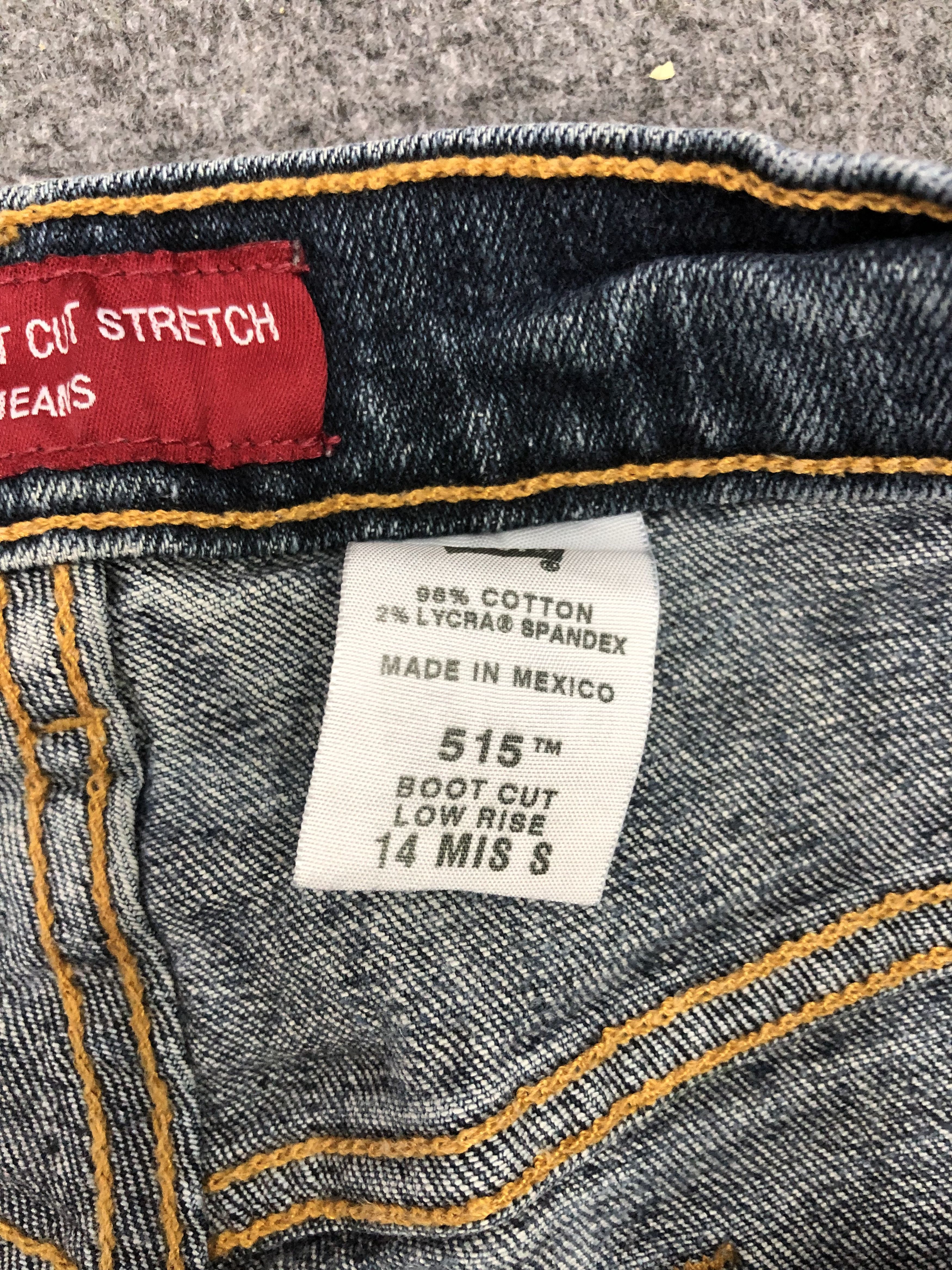 Levi's Vintage Levis 515 Flared Bootcut Women Jeans DP1117 Size US 35 - 6 Thumbnail