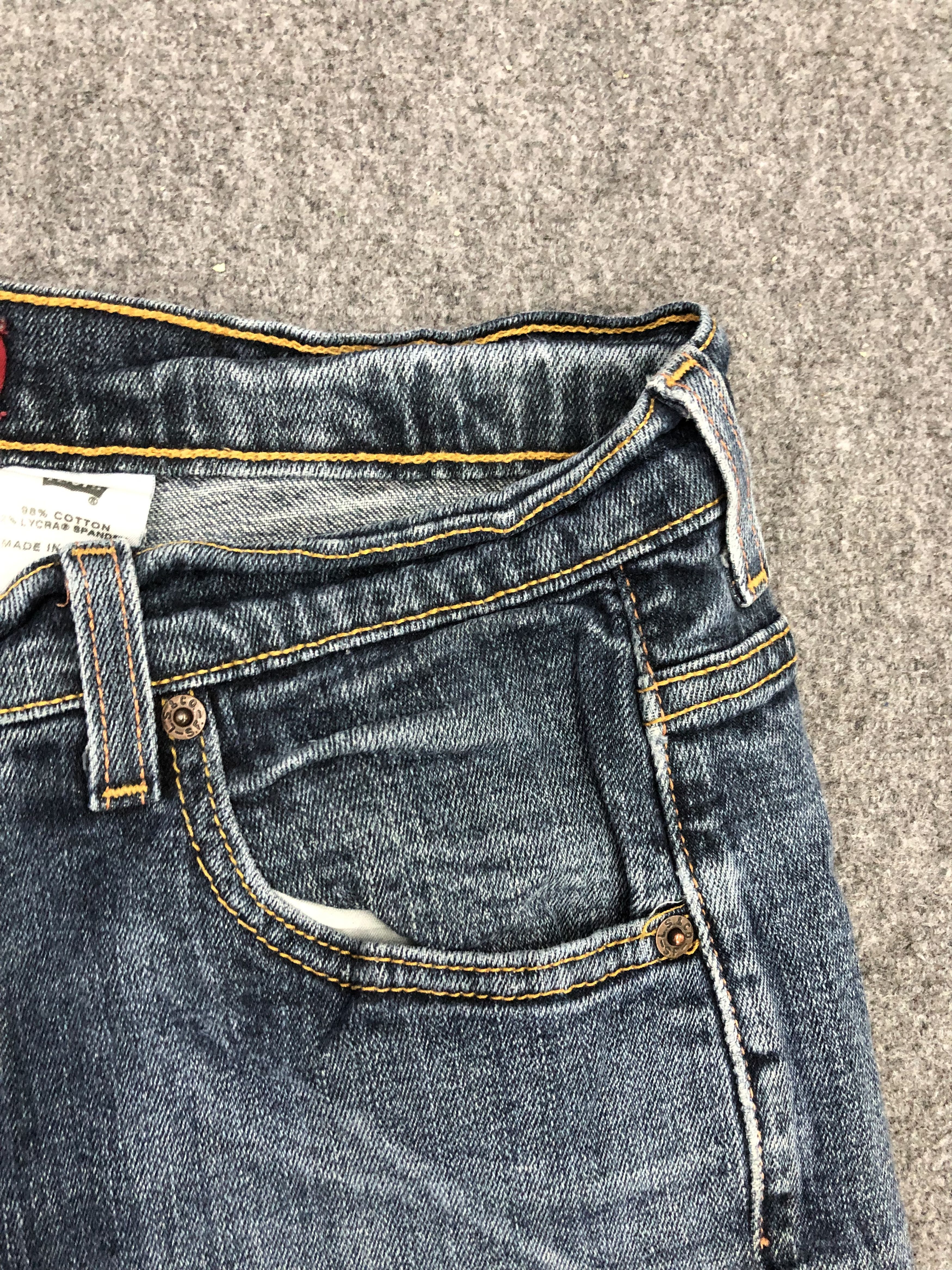 Levi's Vintage Levis 515 Flared Bootcut Women Jeans DP1117 Size US 35 - 8 Thumbnail