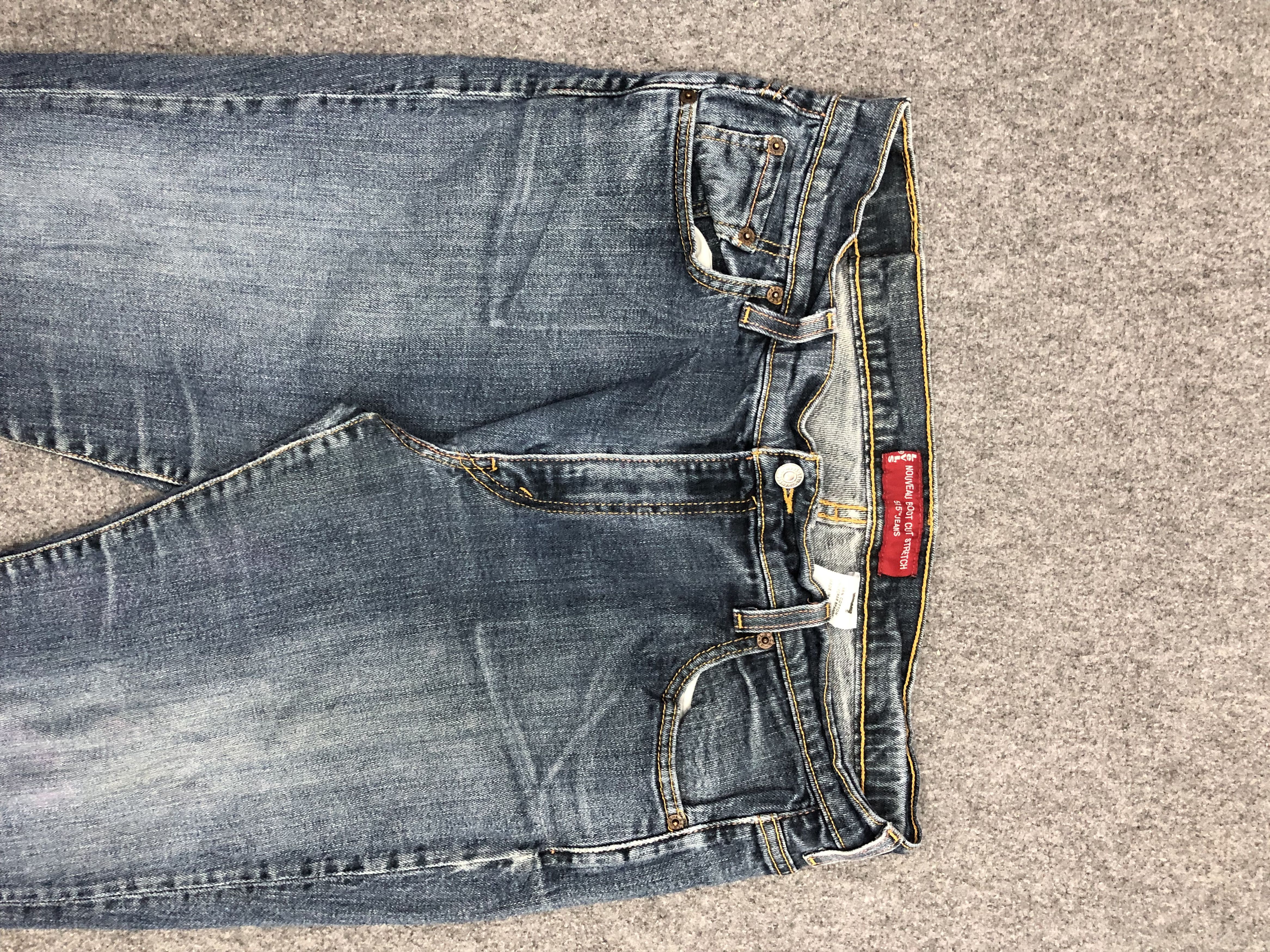Levi's Vintage Levis 515 Flared Bootcut Women Jeans DP1117 Size US 35 - 2 Thumbnail
