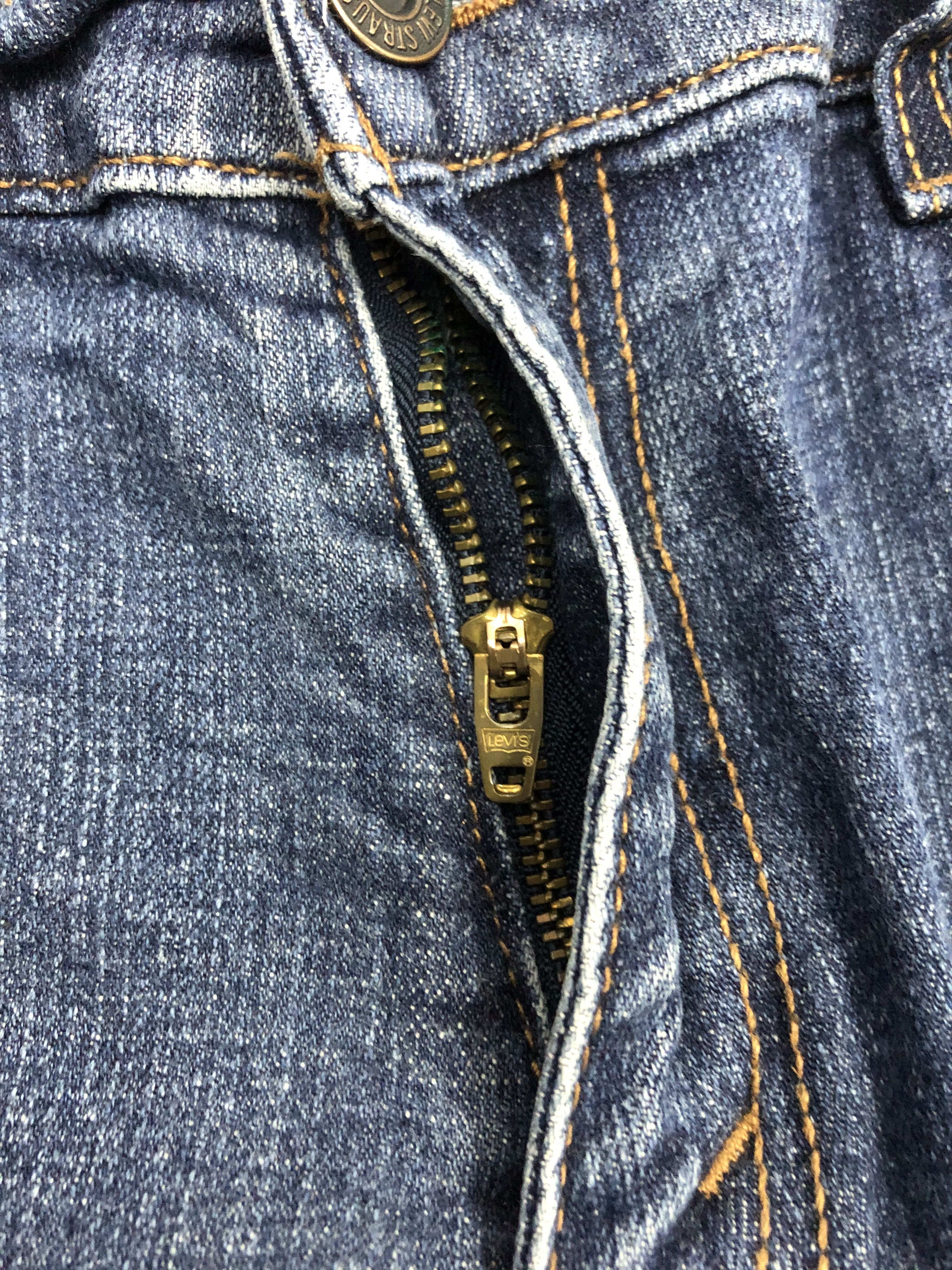 Levi's Vintage Levis 515 Flared Bootcut Women Jeans DP1102 Size US 34 / EU 50 - 12 Thumbnail