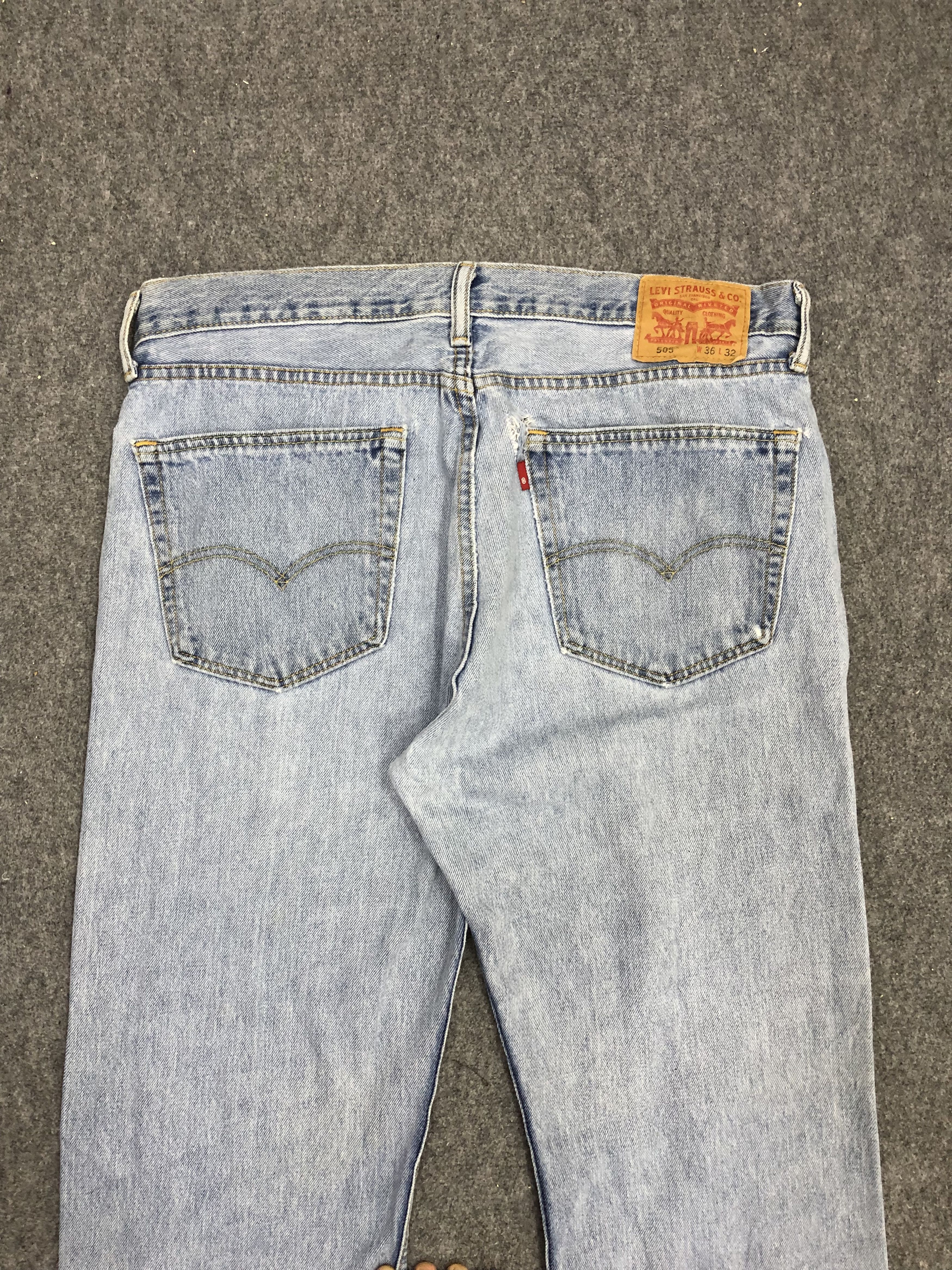 Levi's Vintage Levis 505 Light Wash Jeans DP1124 Size US 36 / EU 52 - 4 Thumbnail