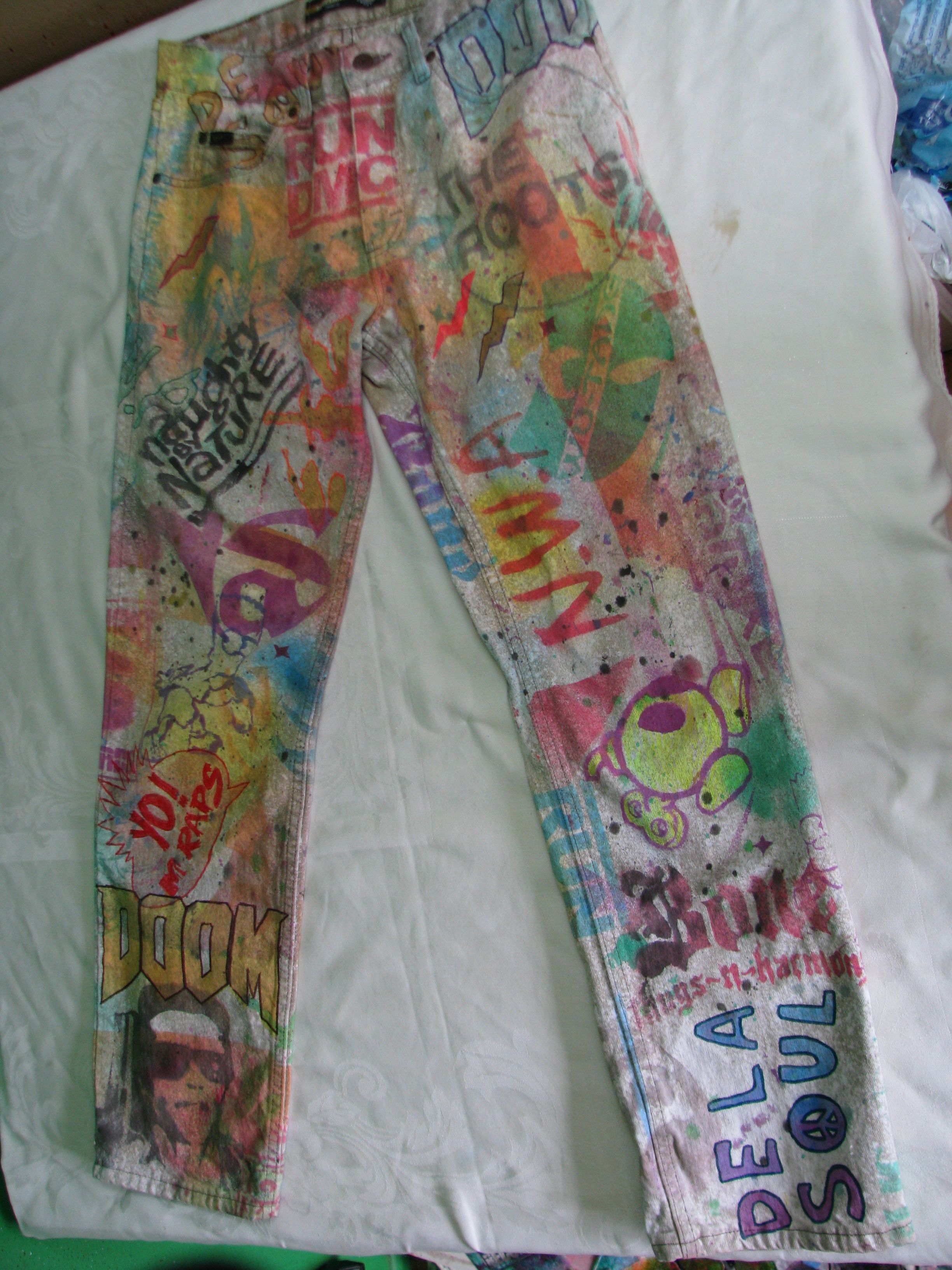 Lee Eye Drop Hand-Painted Custom Acid-Wash Jeans Size US 33 - 1 Thumbnail