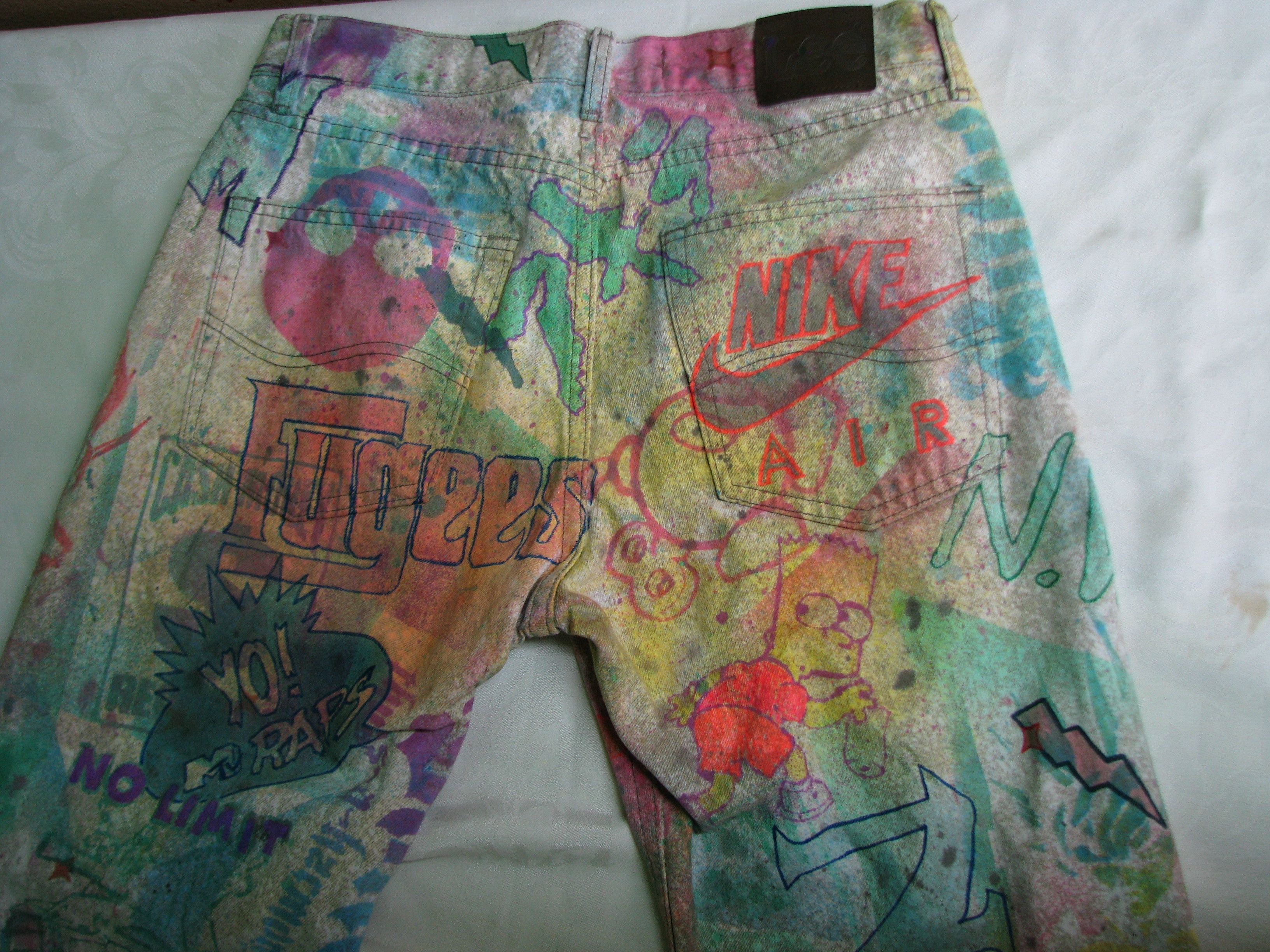 Lee Eye Drop Hand-Painted Custom Acid-Wash Jeans Size US 33 - 7 Thumbnail