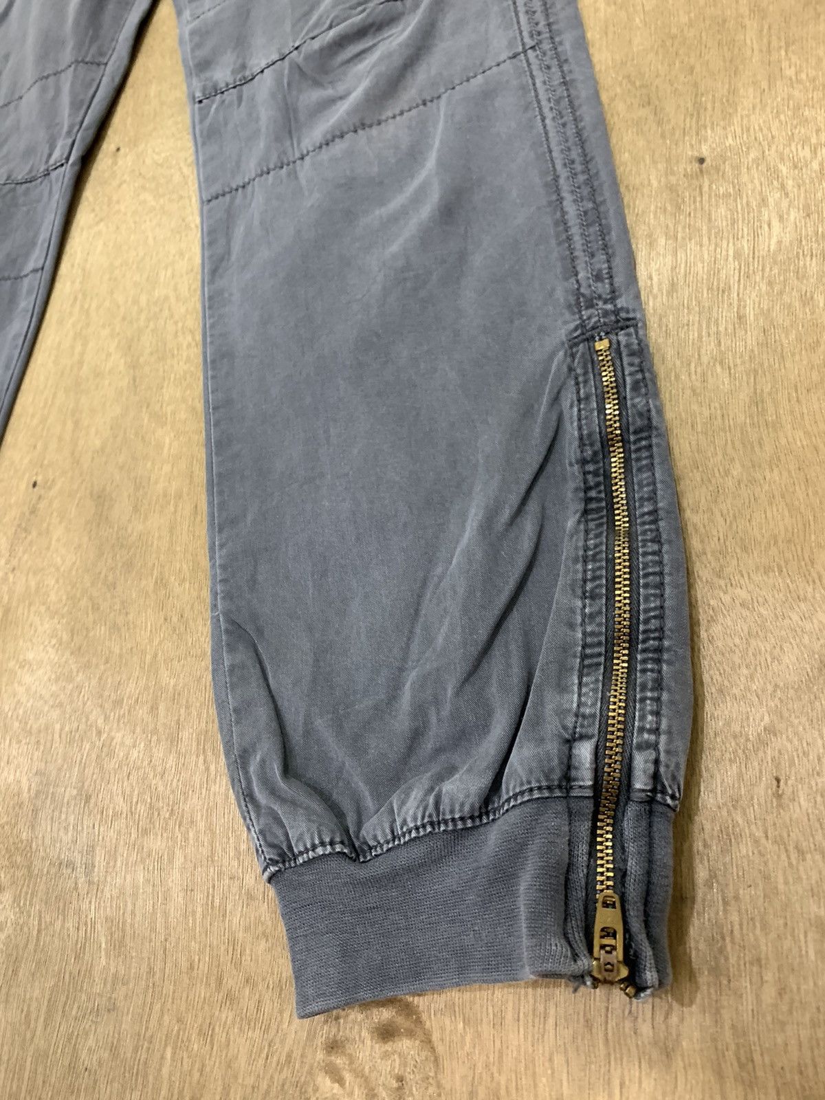 Japanese Brand × Seditionaries × Uniqlo UNIQLO Bondage Carpenter Multipocket Zipper Leg Jogger Pant Size US 30 / EU 46 - 12 Thumbnail