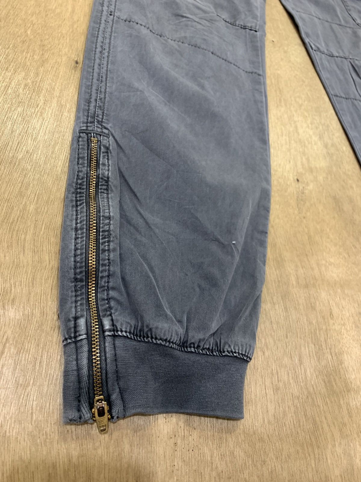 Japanese Brand × Seditionaries × Uniqlo UNIQLO Bondage Carpenter Multipocket Zipper Leg Jogger Pant Size US 30 / EU 46 - 11 Thumbnail