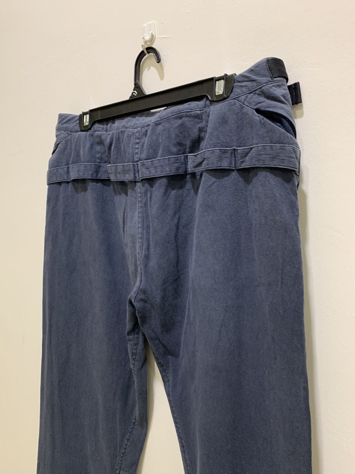 Japanese Brand × Vintage HYPER ILLUSION DESIGN Vtg Belted Buckle Casual Trouser Pant Size US 34 / EU 50 - 14 Thumbnail