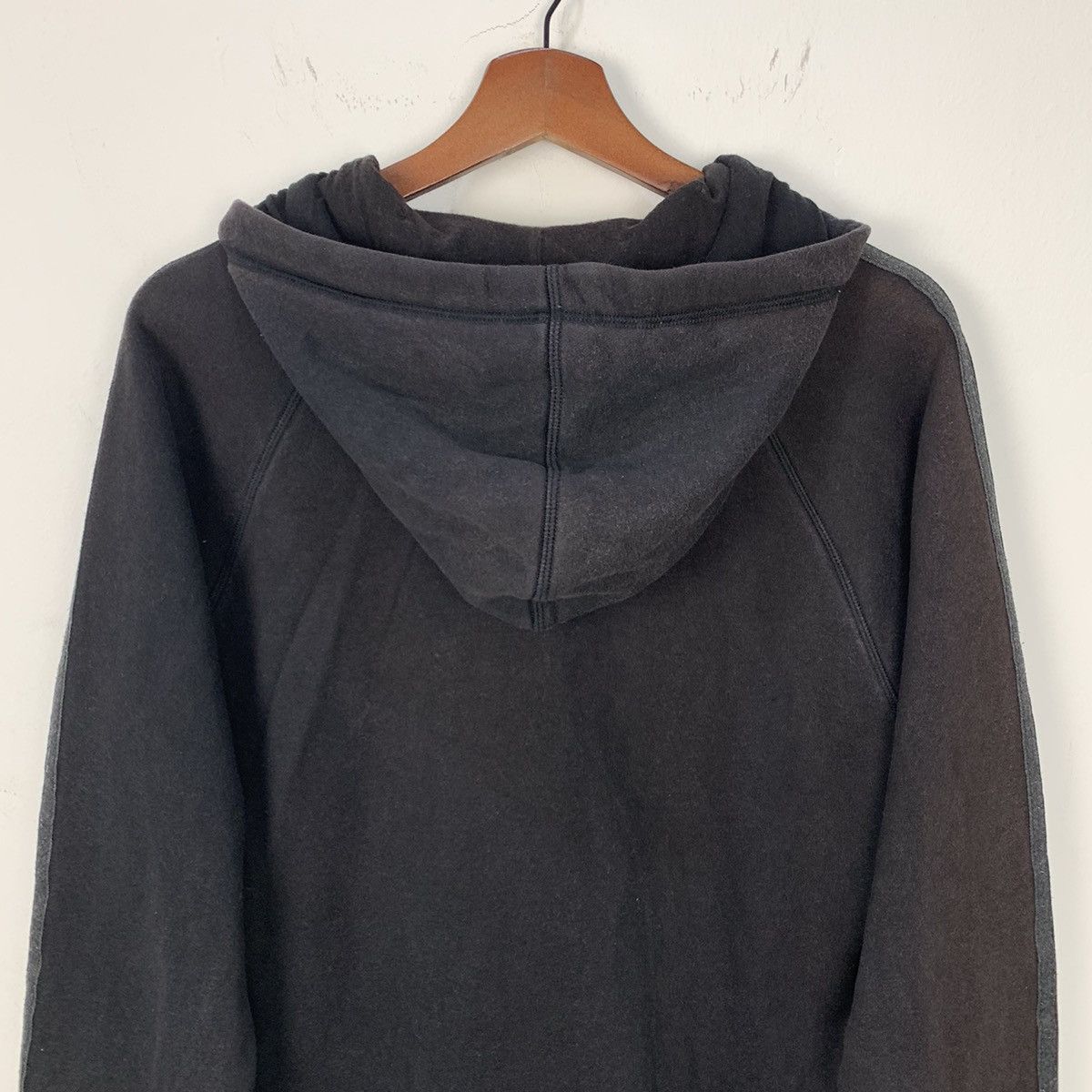 Adidas × Vintage Vintage ADIDAS 3 Striped Faded Zipper Sweater Hoodie Jacket Size US M / EU 48-50 / 2 - 21 Thumbnail