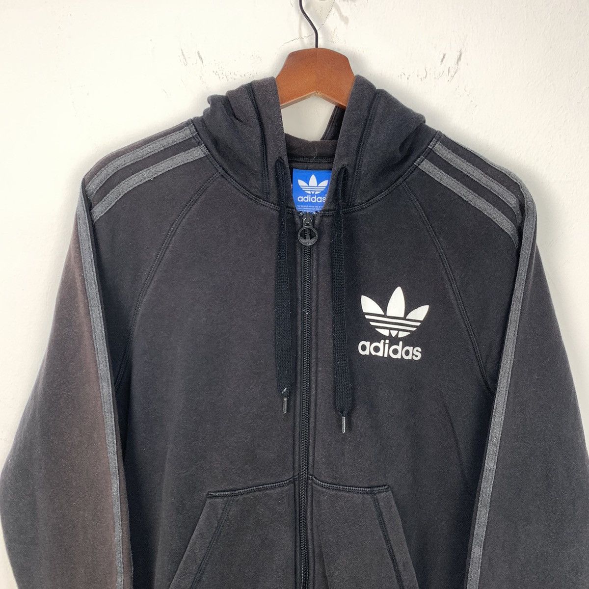 Adidas × Vintage Vintage ADIDAS 3 Striped Faded Zipper Sweater Hoodie Jacket Size US M / EU 48-50 / 2 - 5 Thumbnail