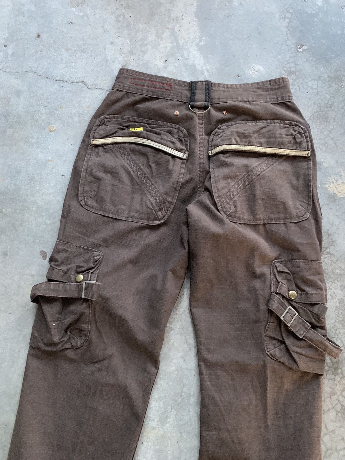 Japanese Brand JapaneseBrand One Distressed Multipocket Bondage Cargo Pant Size US 29 - 6 Thumbnail