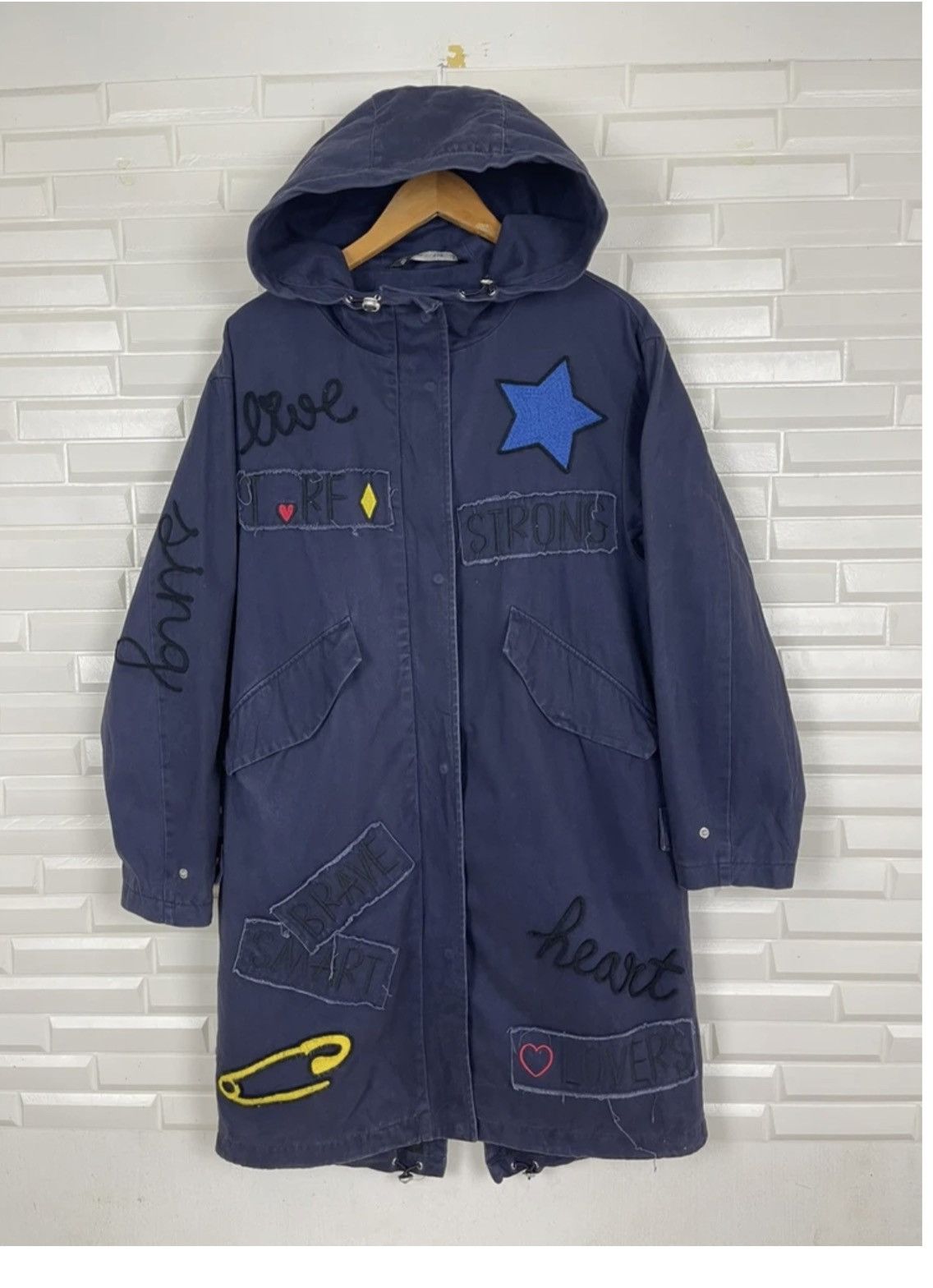 Zara ❌RARE❌SURVIVAL PARKAS URBAN STYLE ZARA FISH TAIL Size US L / EU 52-54 / 3 - 4 Thumbnail