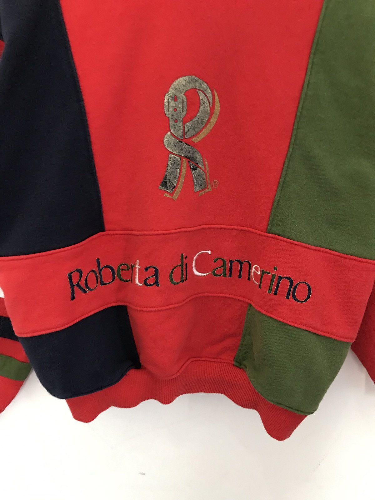 Roberta di Camerino Vintage Roberta De Camerino Sweatshirt Nice Design Size US S / EU 44-46 / 1 - 3 Thumbnail
