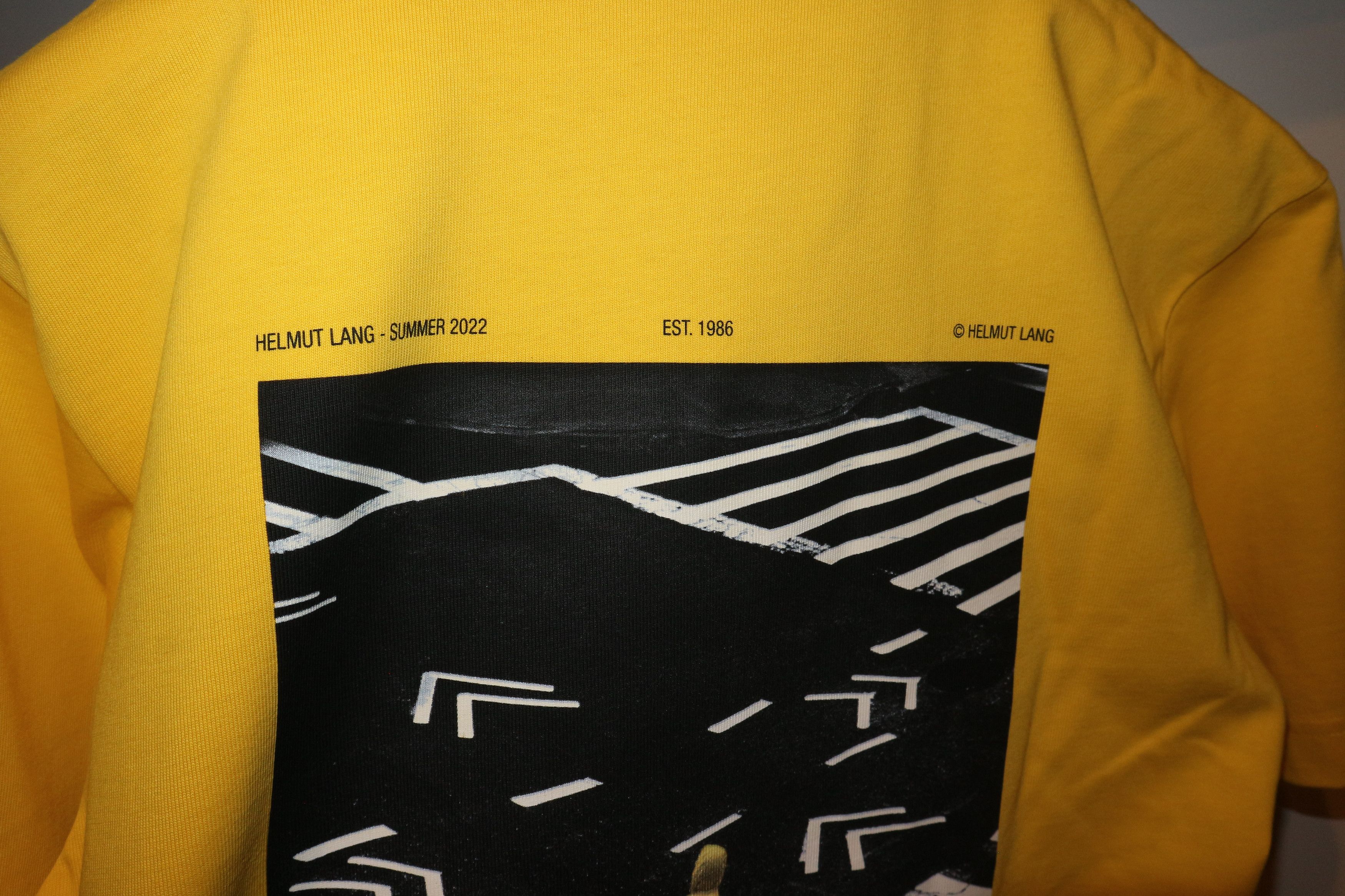Helmut Lang NYC logo tshirt Size US S / EU 44-46 / 1 - 10 Thumbnail