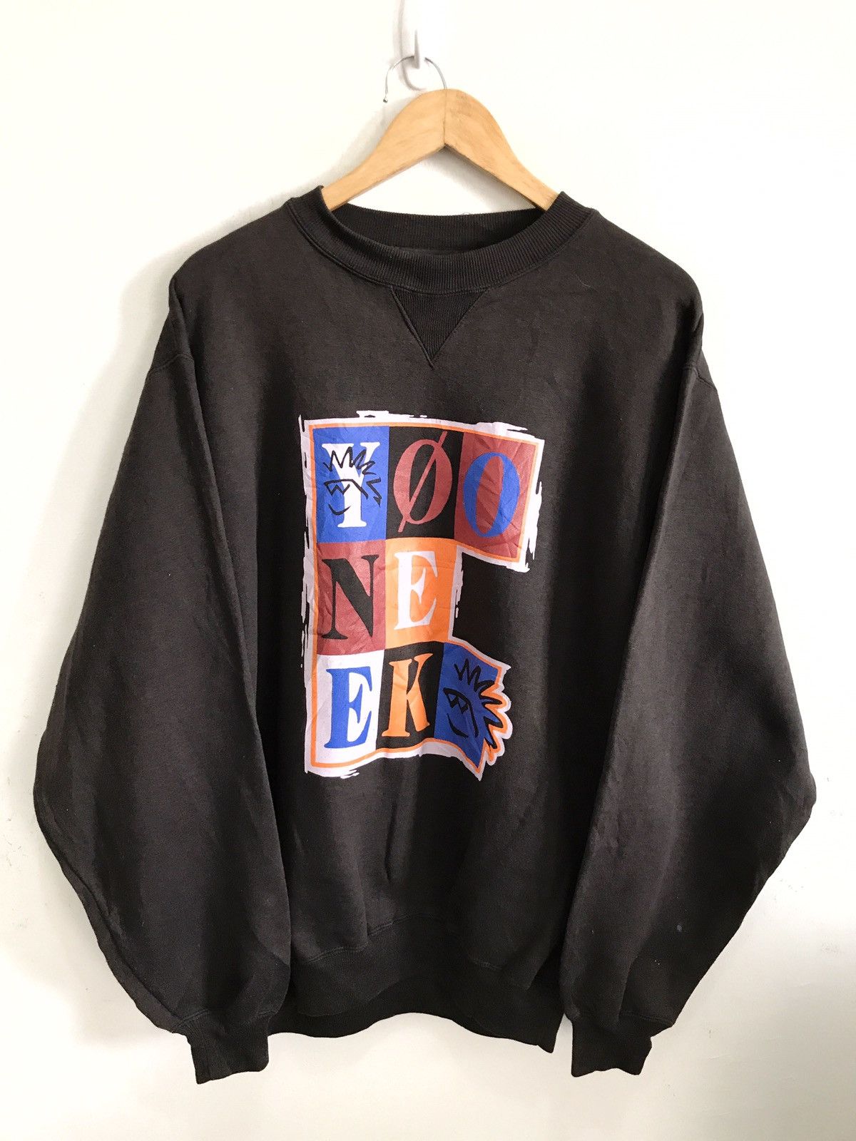 Vintage Vintage Yoo Neek Pop Art Design Sweatshirt Size US L / EU 52-54 / 3 - 1 Thumbnail