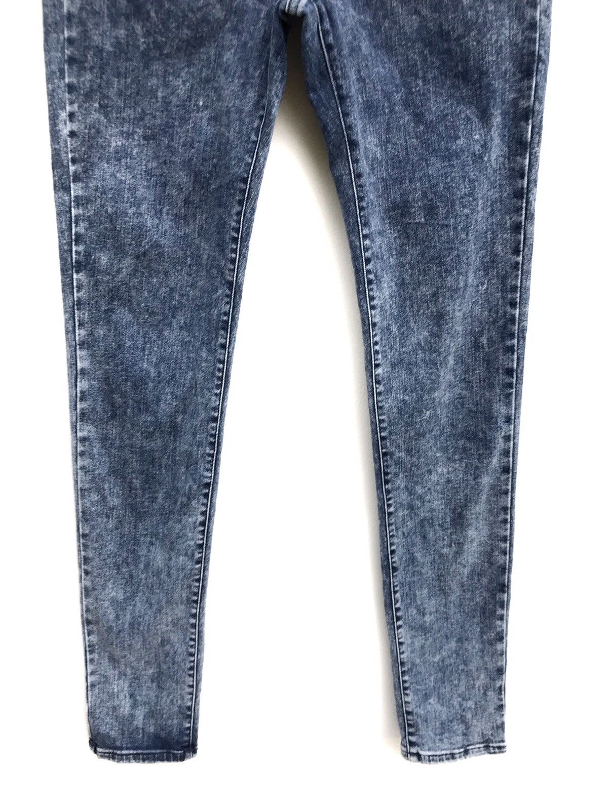 Uniqlo Uniqlo Acid Wash Skinny Tapered Middle Rise Ultra Stretch Size US 28 / EU 44 - 5 Thumbnail
