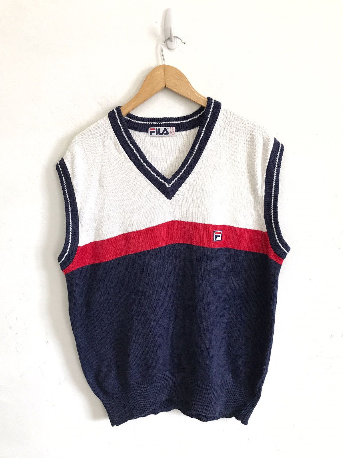 Fila Fila Hand Knit Sleeve Less Multicolour Armpit 24"x28" Size US M / EU 48-50 / 2 - 1 Thumbnail