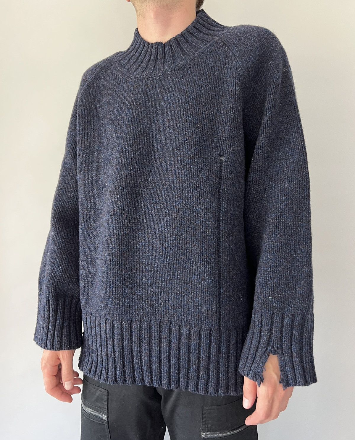 Maison Margiela 🔥ARCHIVE🔥Maison Margiela First Line Distressed Sweater Size US S / EU 44-46 / 1 - 9 Thumbnail