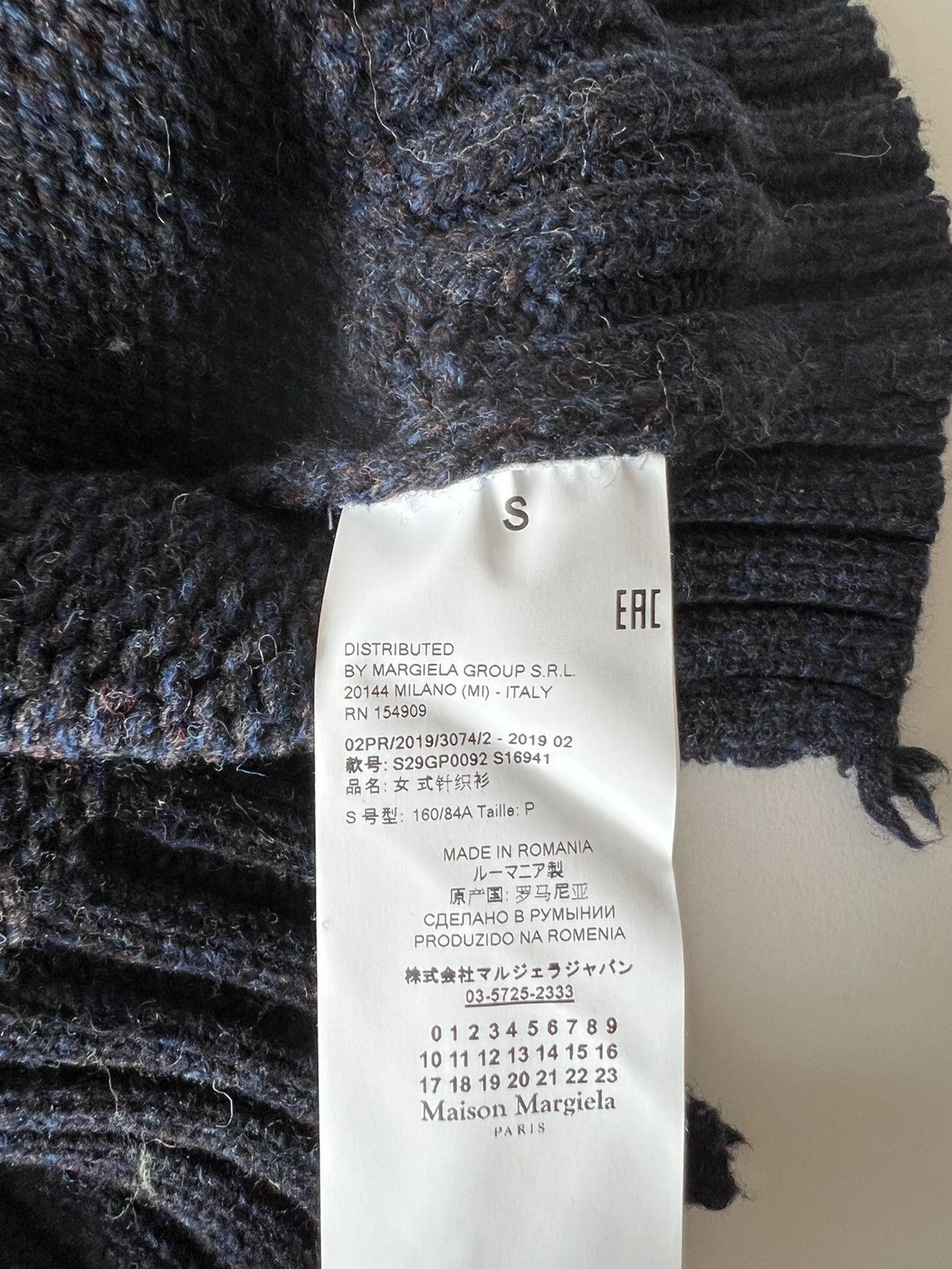 Maison Margiela 🔥ARCHIVE🔥Maison Margiela First Line Distressed Sweater Size US S / EU 44-46 / 1 - 6 Thumbnail