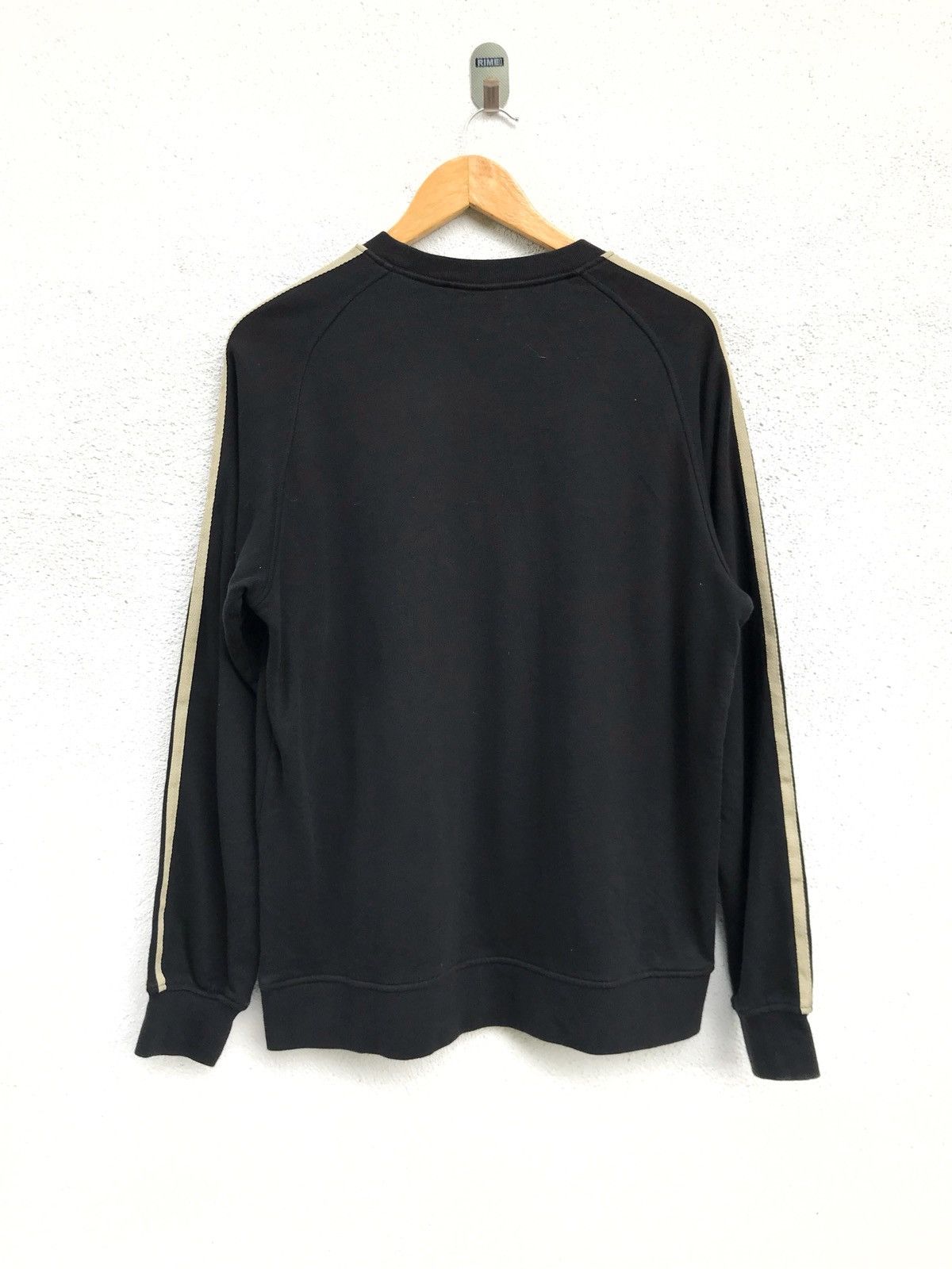 Adidas Adidas Big Logo Crewneck Sweatshirt Armpit 21”x27” Size US L / EU 52-54 / 3 - 3 Thumbnail
